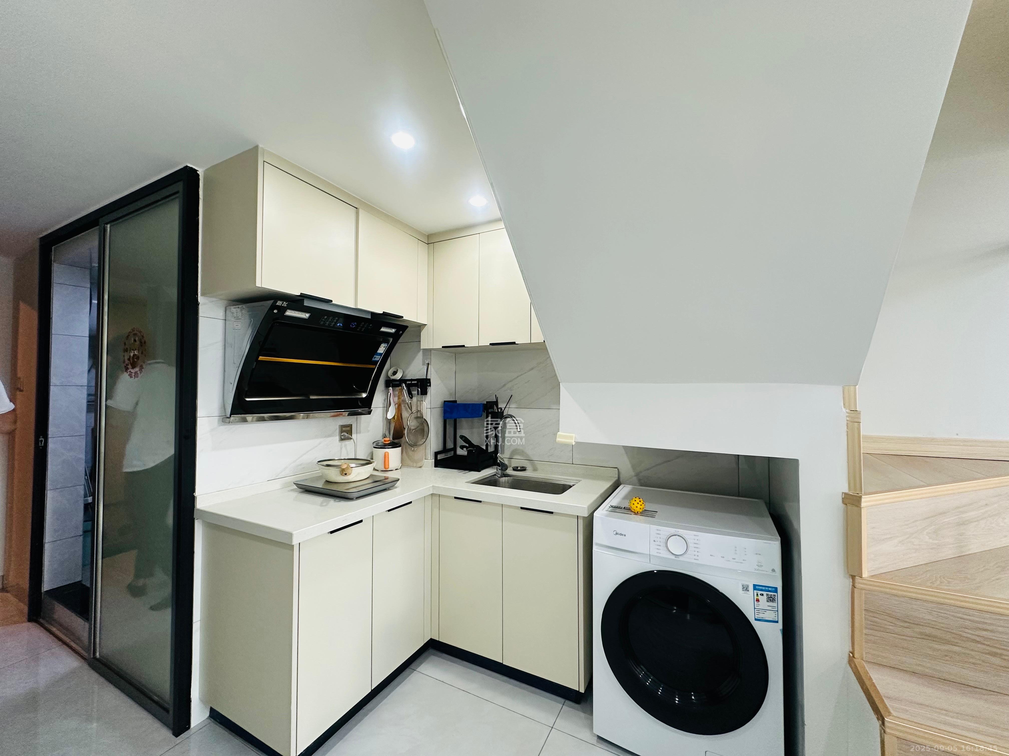 金茂建发泊悦  2室1厅1卫   2200.00元/月室内图