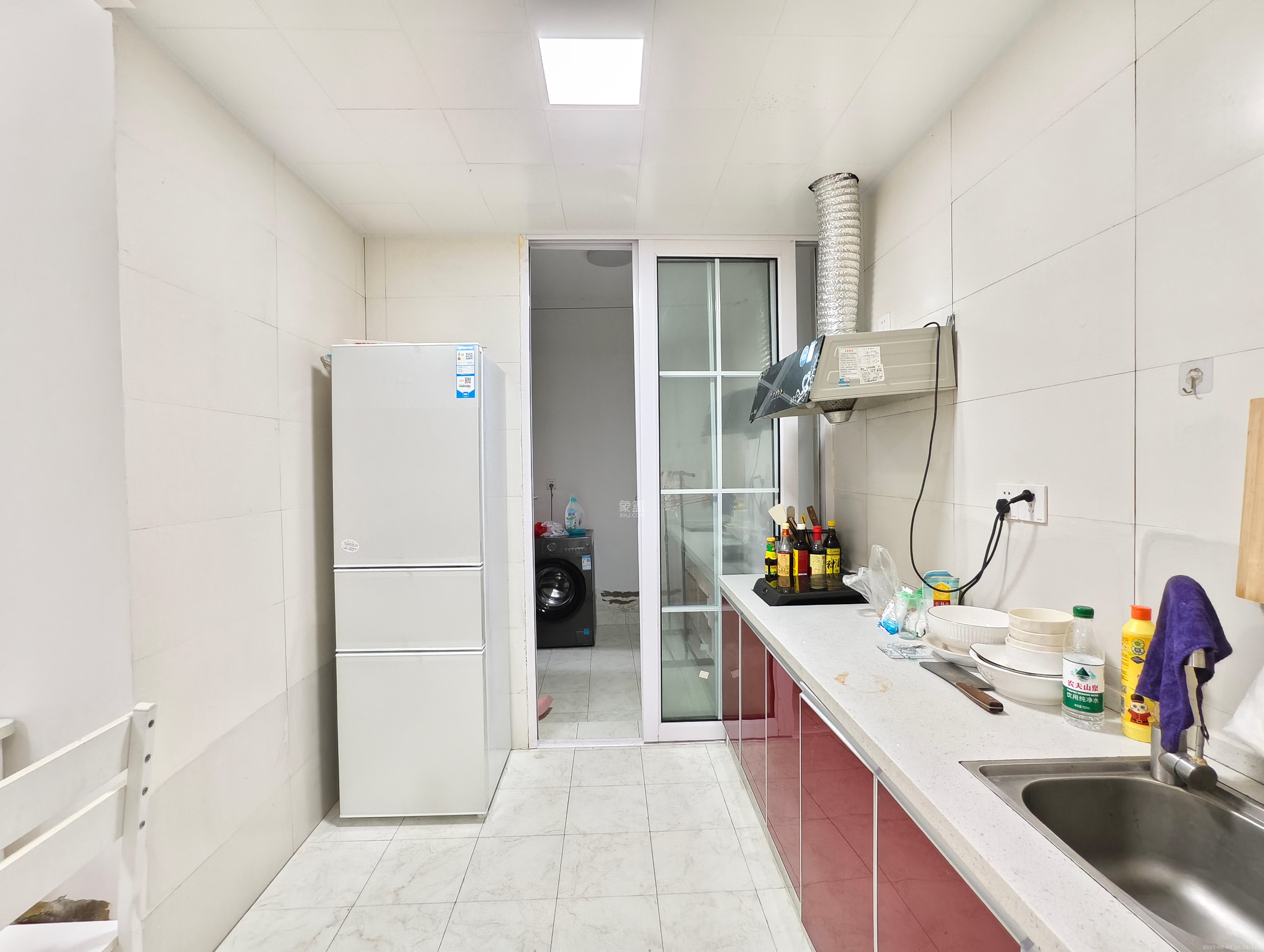 保利西海岸A区  2室1厅1卫    2500.0元/月 保利西海岸A区  2室1厅1卫    2500.0元/月室内图