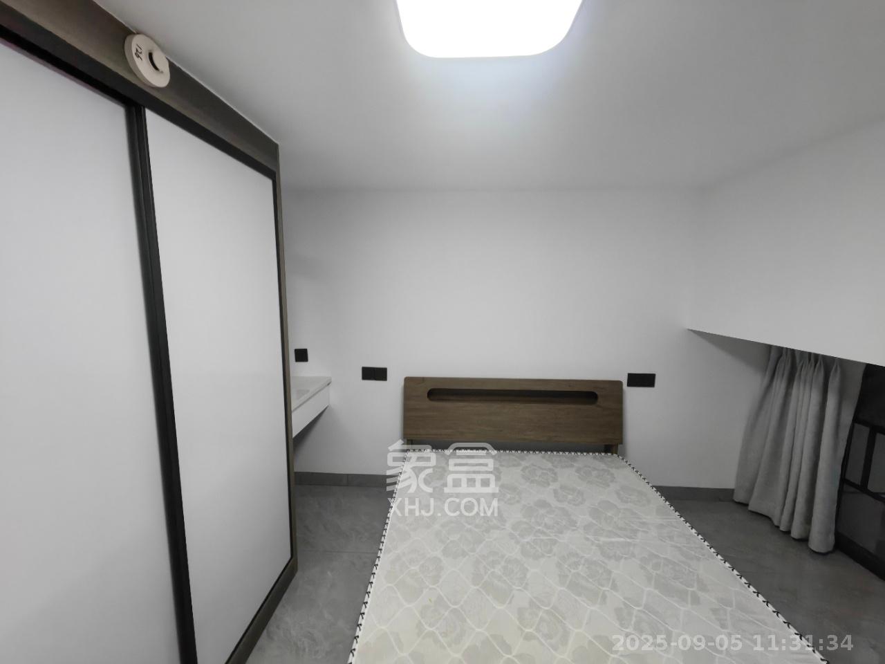 新长海D1站 1室1厅1卫 1300.0元/月 新长海D1站 1室1厅1卫 1300.0元/月室内图