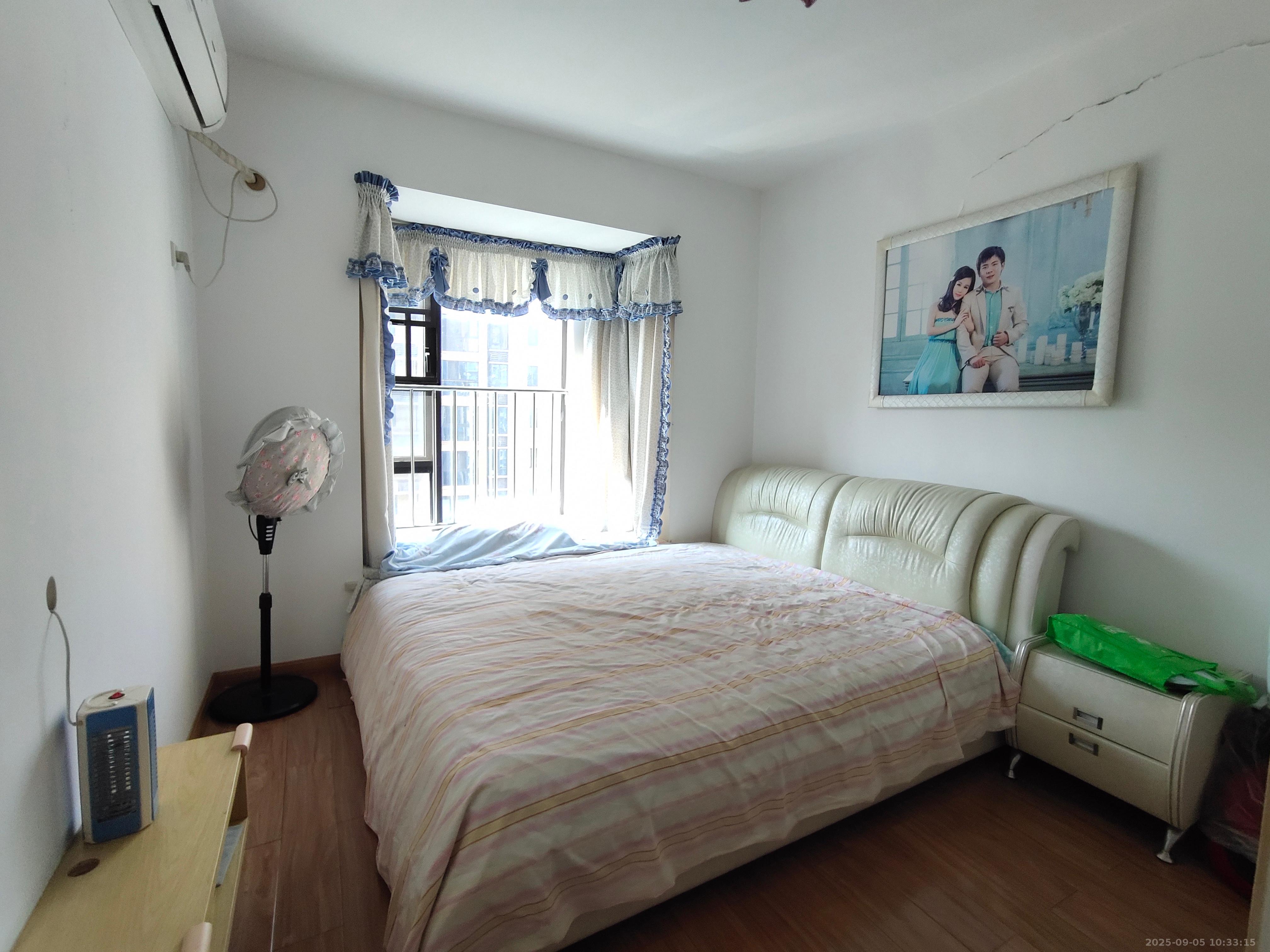 长房白沙湾  1室2厅1卫   2500.00元/月室内图