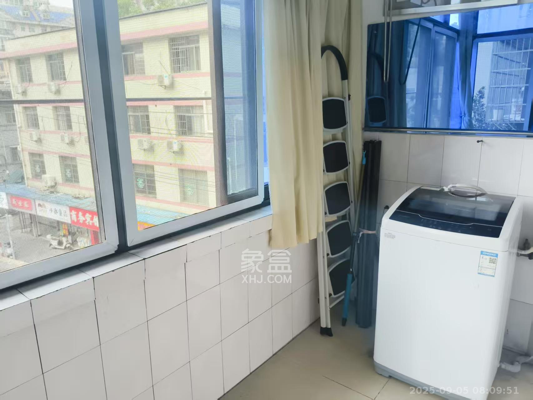 老检察院宿舍 2室1厅1卫 1600.0元/月 老检察院宿舍 2室1厅1卫 1600.0元/月室内图