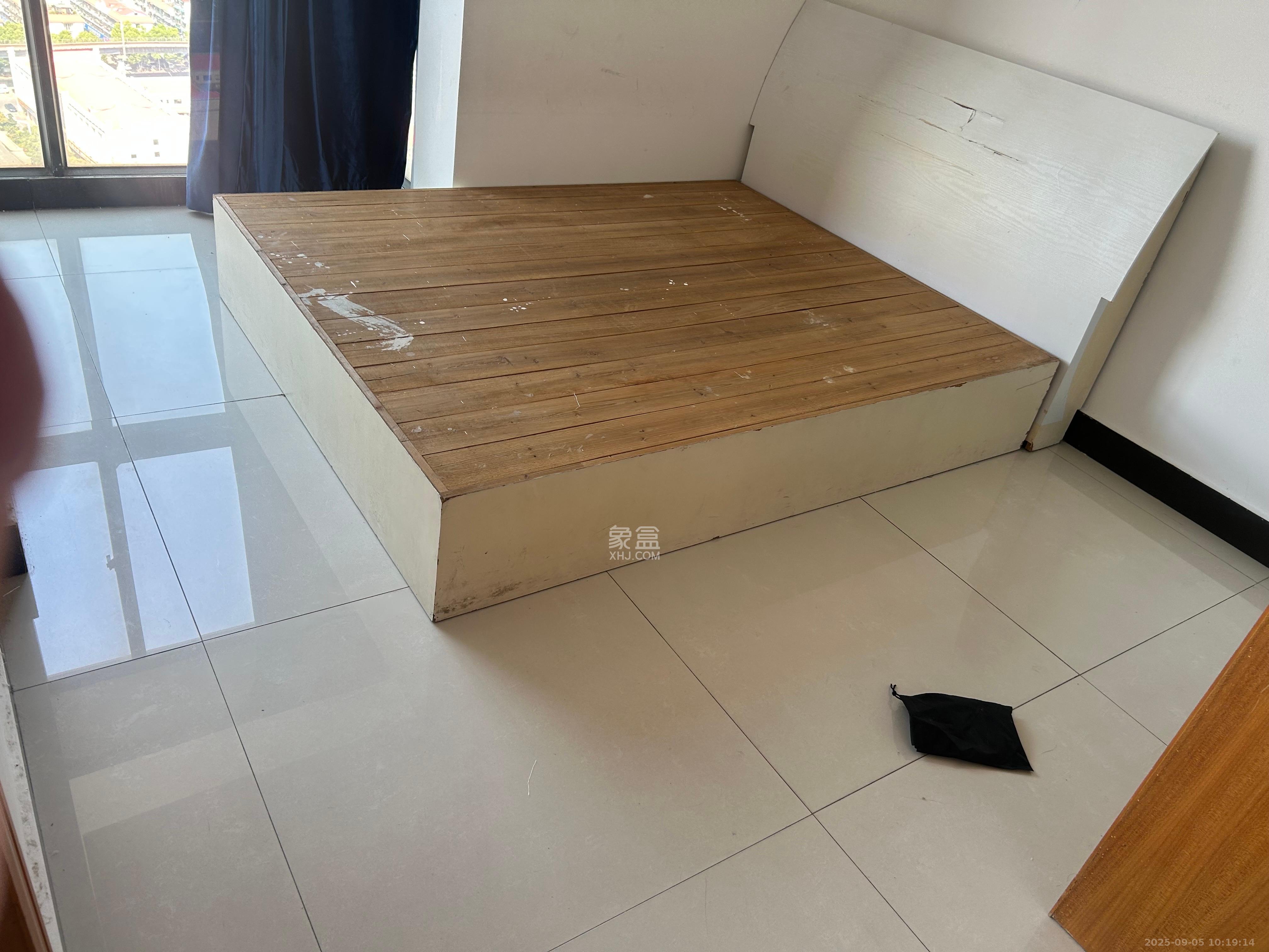 上东印象  2室2厅1卫    2200.0元/月室内图