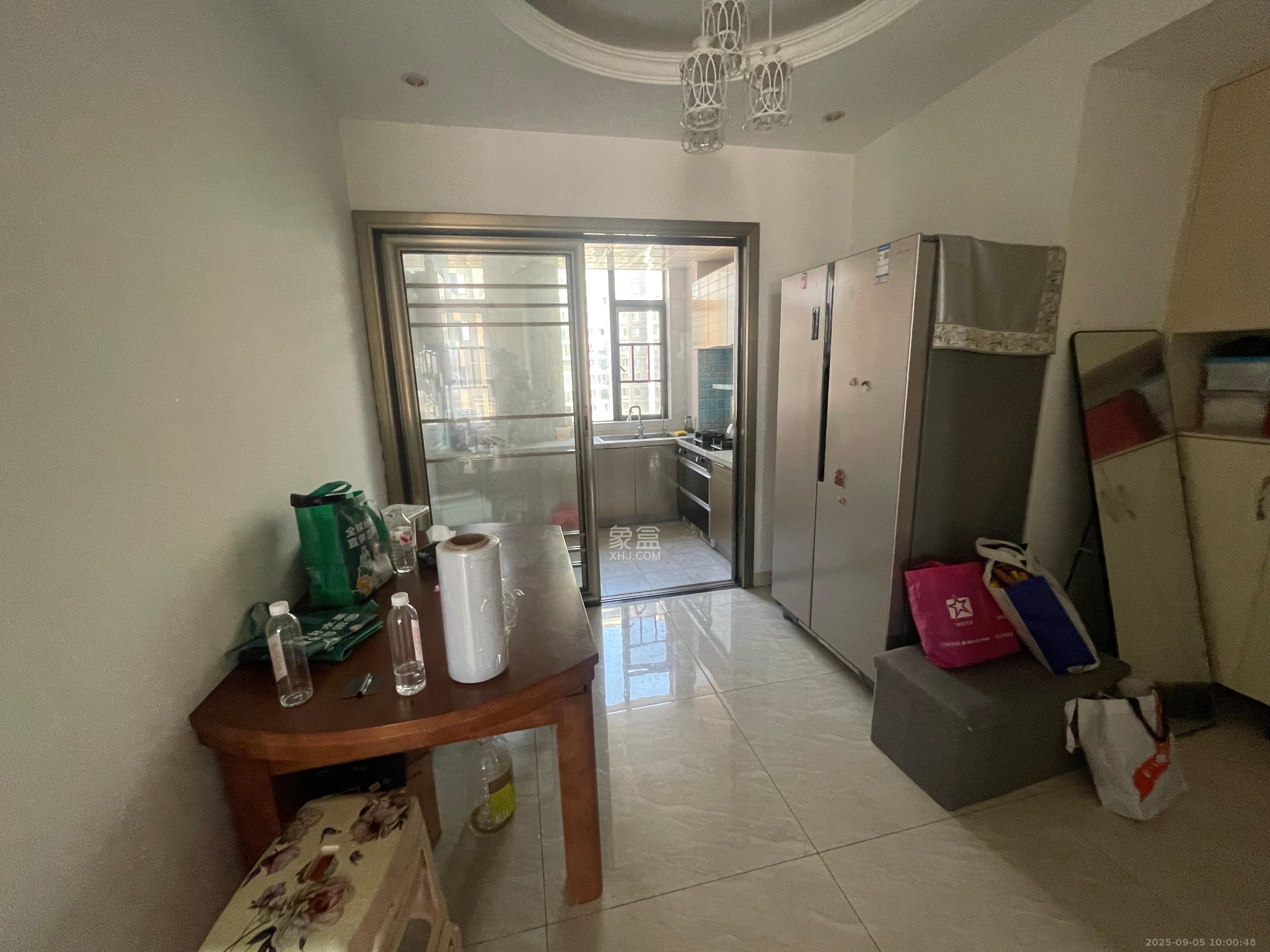 兴康同和家园  3室2厅2卫    2800.0元/月室内图