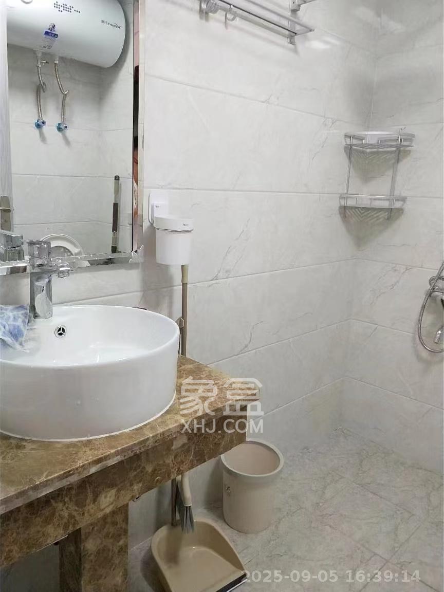 上林紫郡(锦顺和园) 1室0厅1卫 1500.0元/月 上林紫郡(锦顺和园) 1室0厅1卫 1500.0元/月室内图