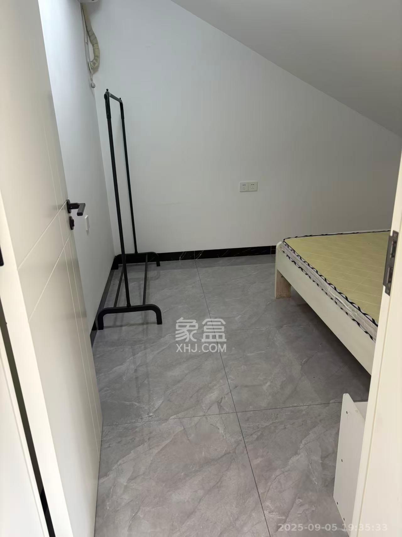 景塘家园  2室1厅1卫   1100.00元/月室内图