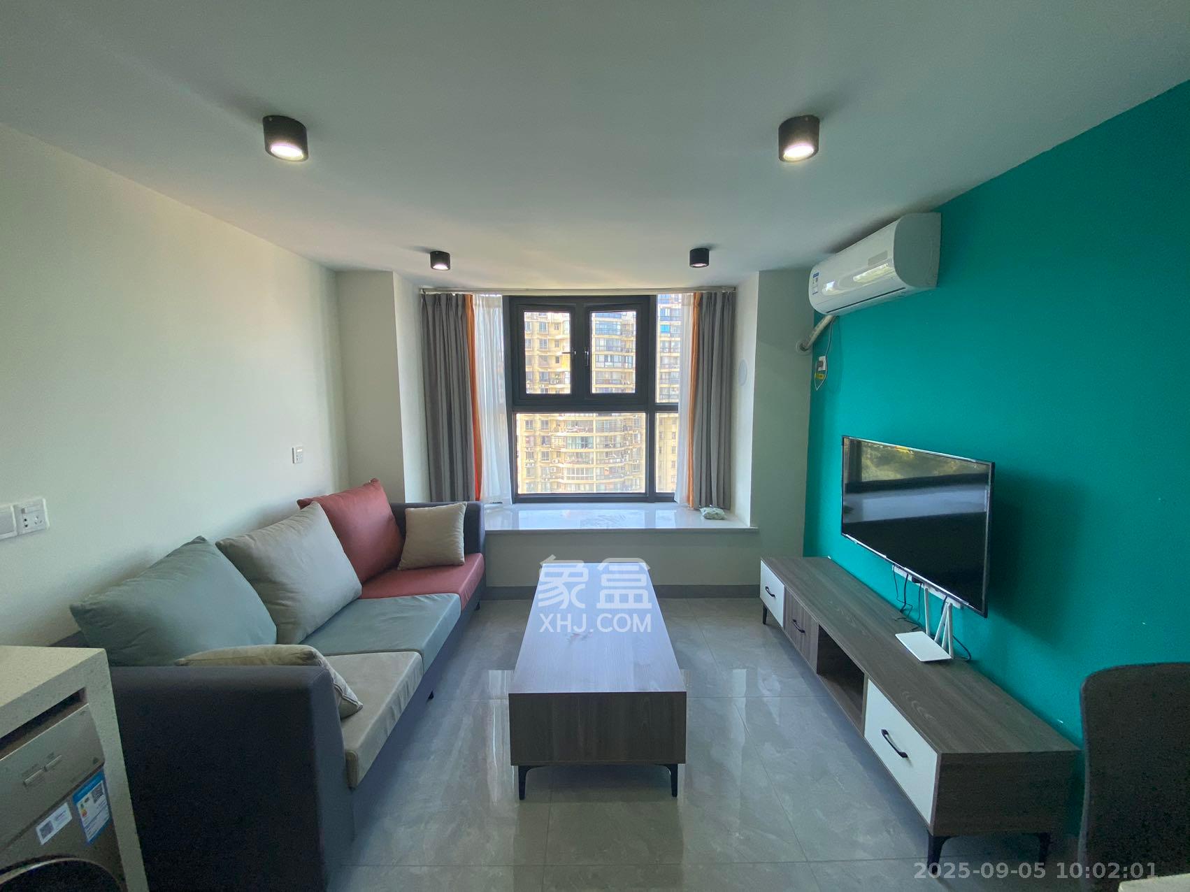 弘坤云寓  1室1厅1卫    2400.0元/月室内图