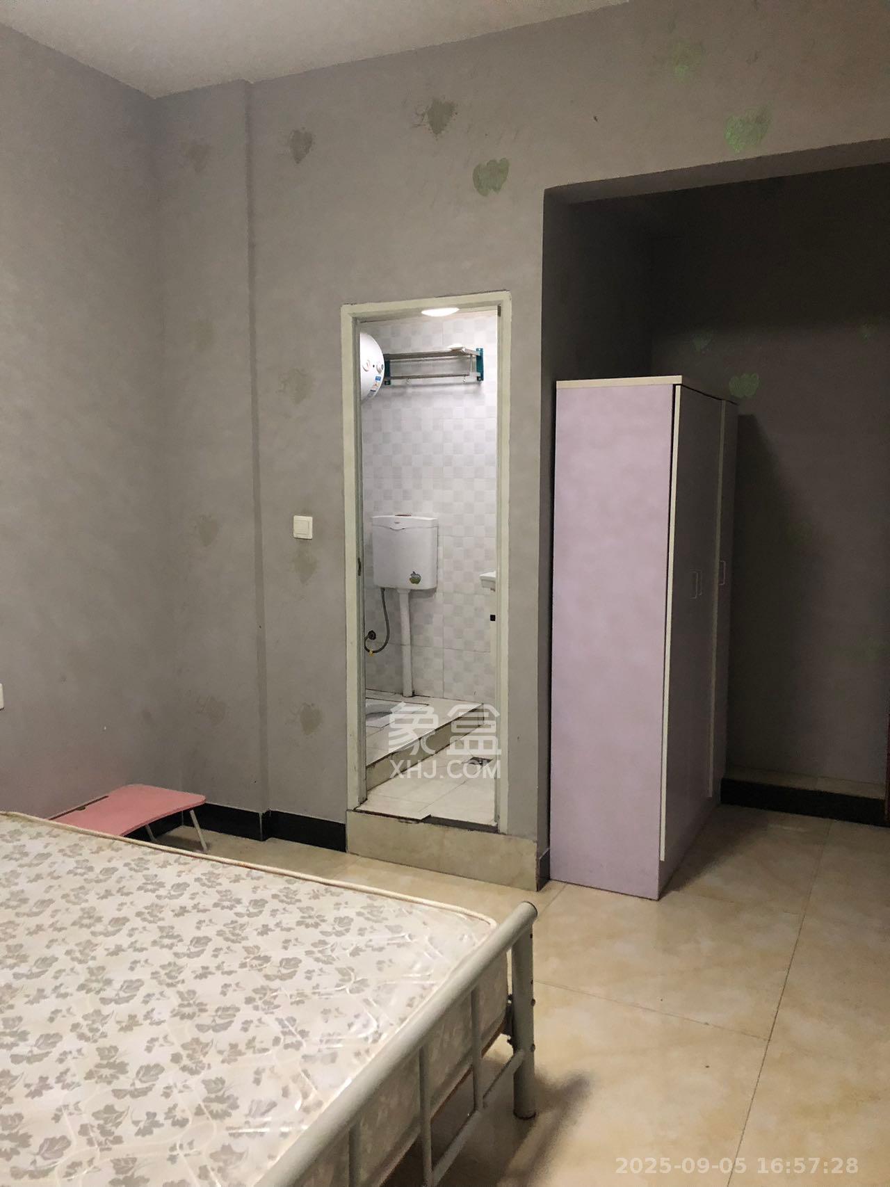 香樟鑫都  1室1厅1卫    850.0元/月室内图