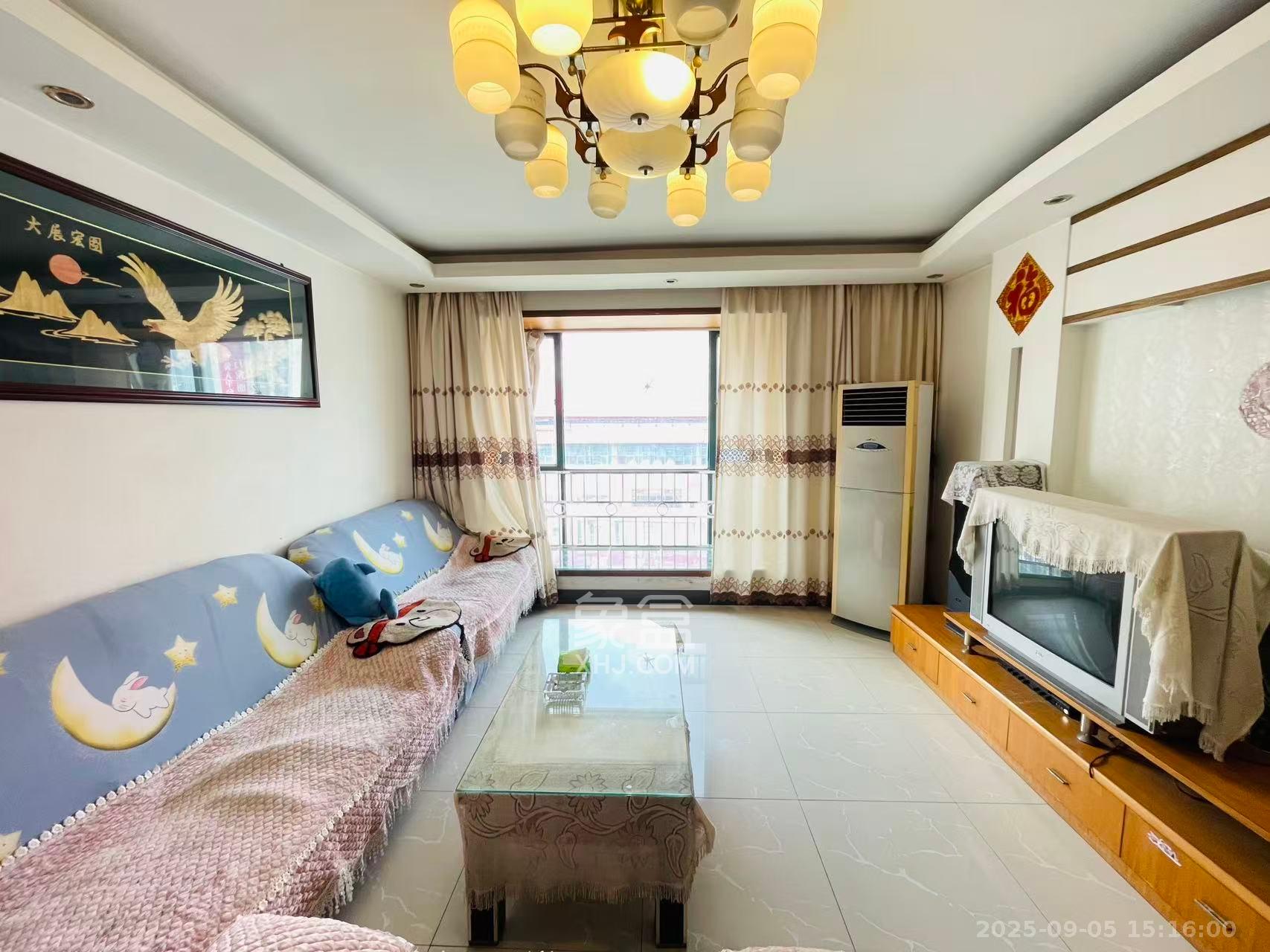 东方新城  1室0厅0卫    2500.0元/月 东方新城  1室0厅0卫    2500.0元/月