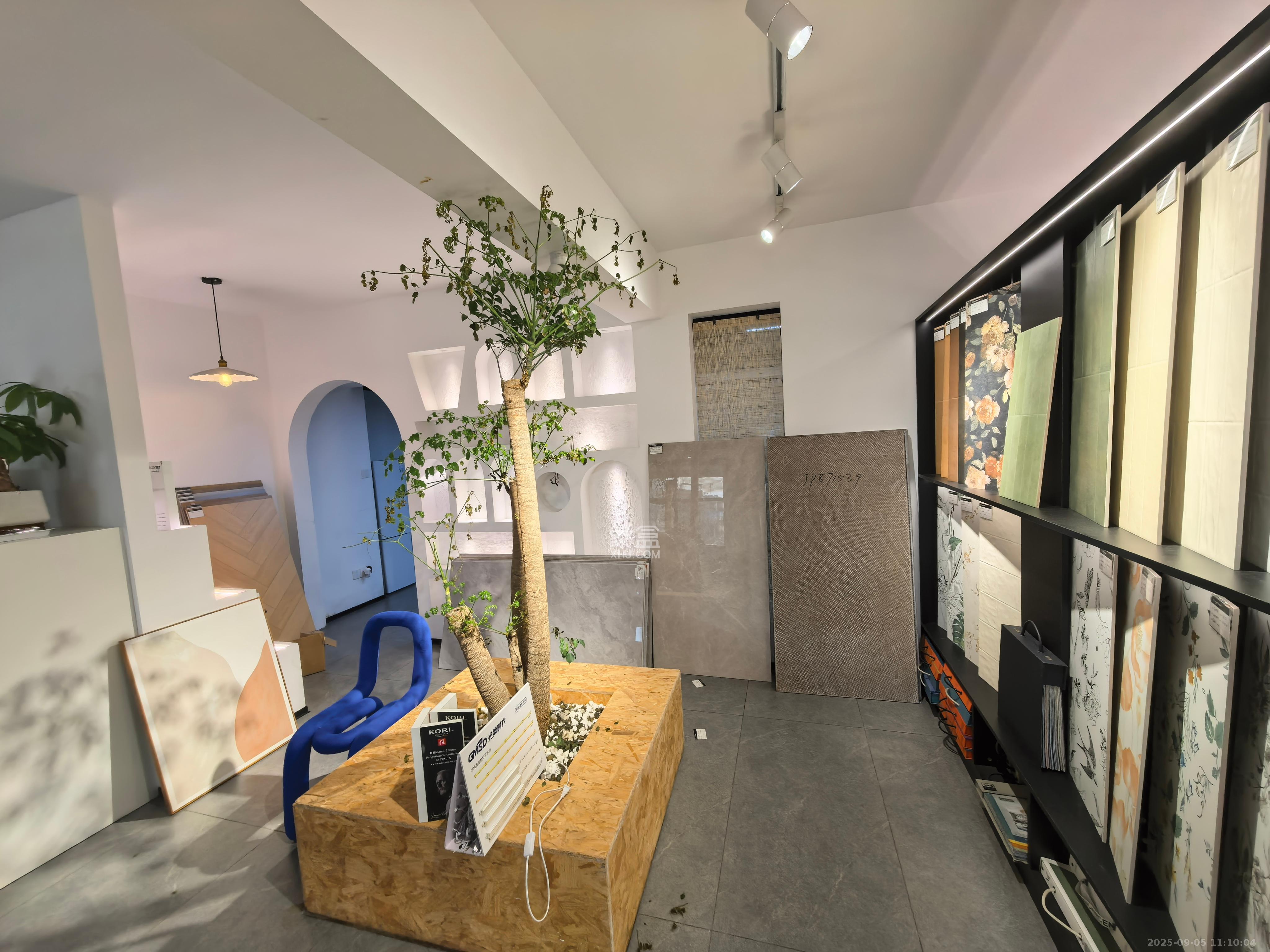 蓝湾国际广场 5室0厅2卫 9000.0元/月 蓝湾国际广场 5室0厅2卫 9000.0元/月室内图