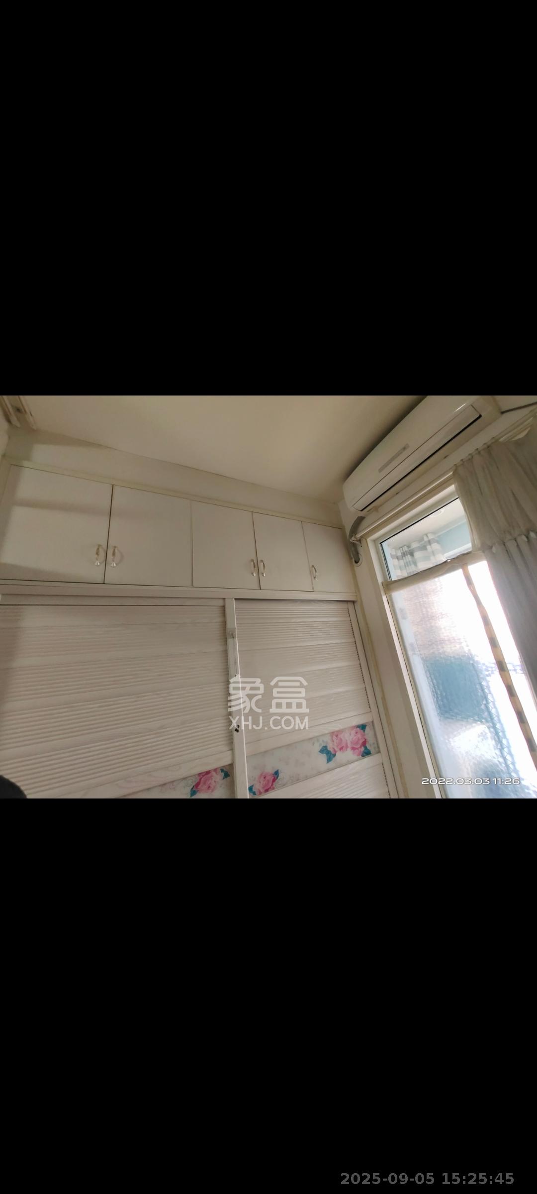 丰园城(鄱阳小区二期)  1室0厅0卫    1300.0元/月 丰园城(鄱阳小区二期)  1室0厅0卫    1300.0元/月