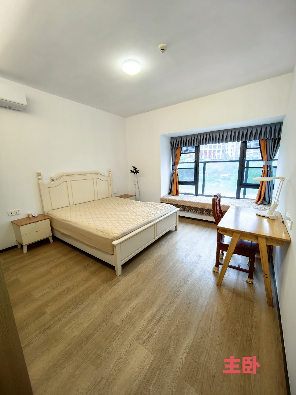 华润中心二期东悦府  3室2厅2卫    7500.0元/月室内图