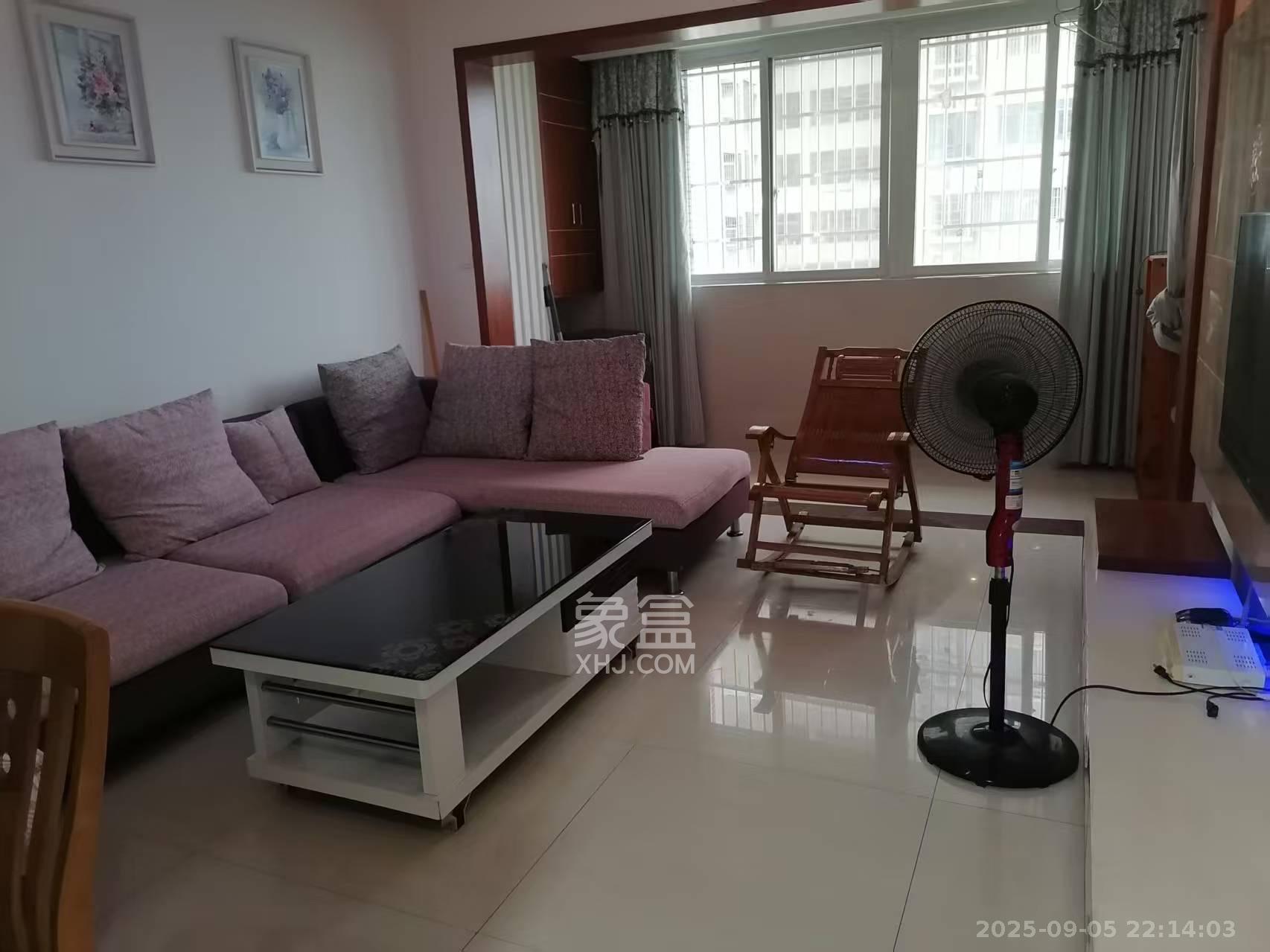 楚天中苑  3室1厅1卫    1700.0元/月 楚天中苑  3室1厅1卫    1700.0元/月室内图