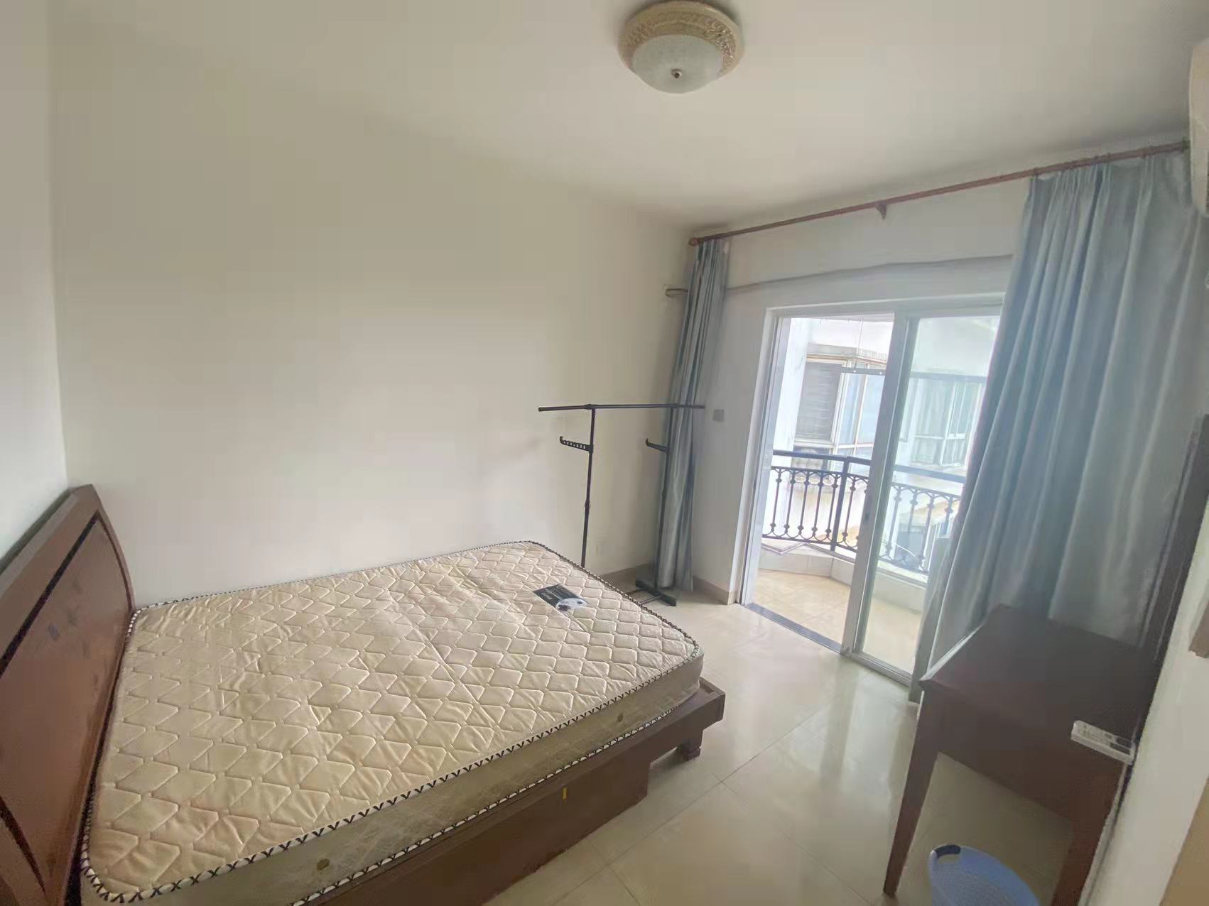 嘉华城市花园  3室2厅2卫   2800.00元/月室内图