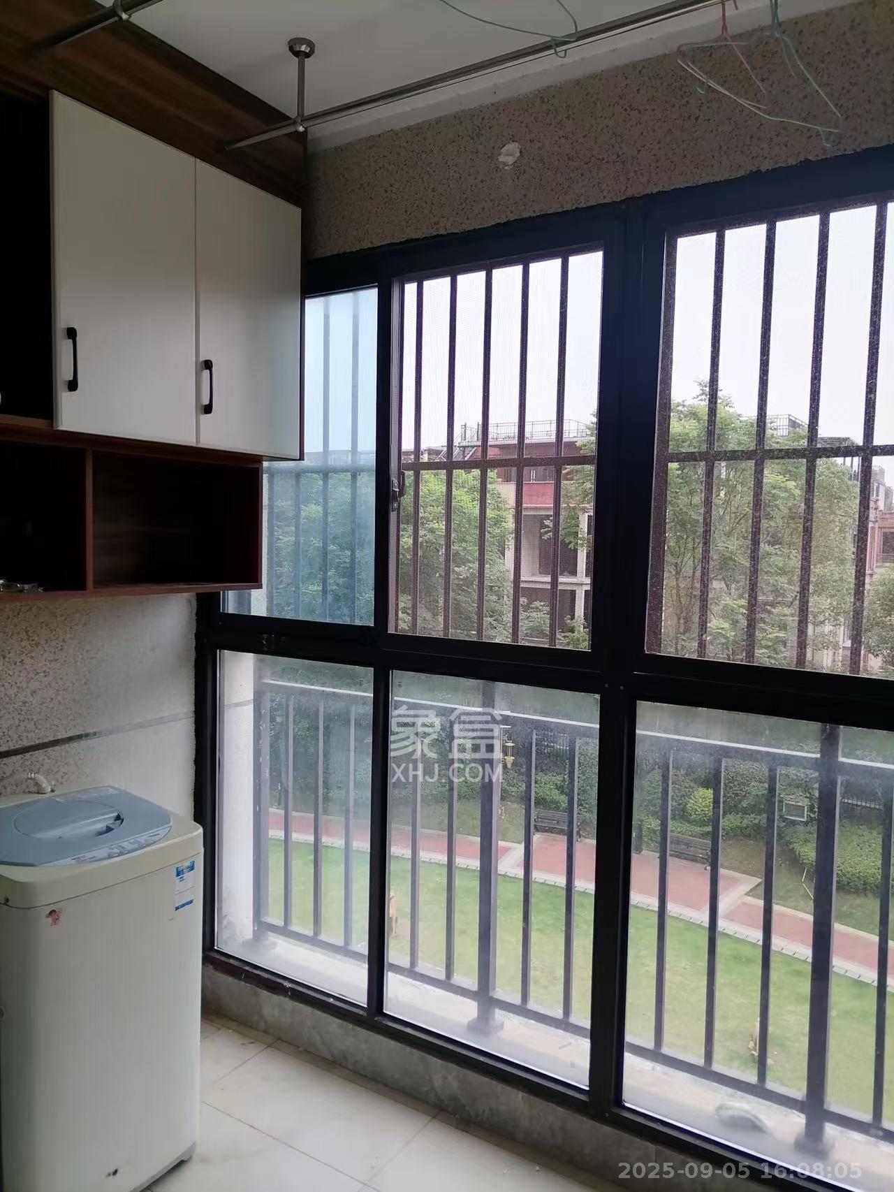 中海国际五期  3室2厅2卫    2200.0元/月室内图