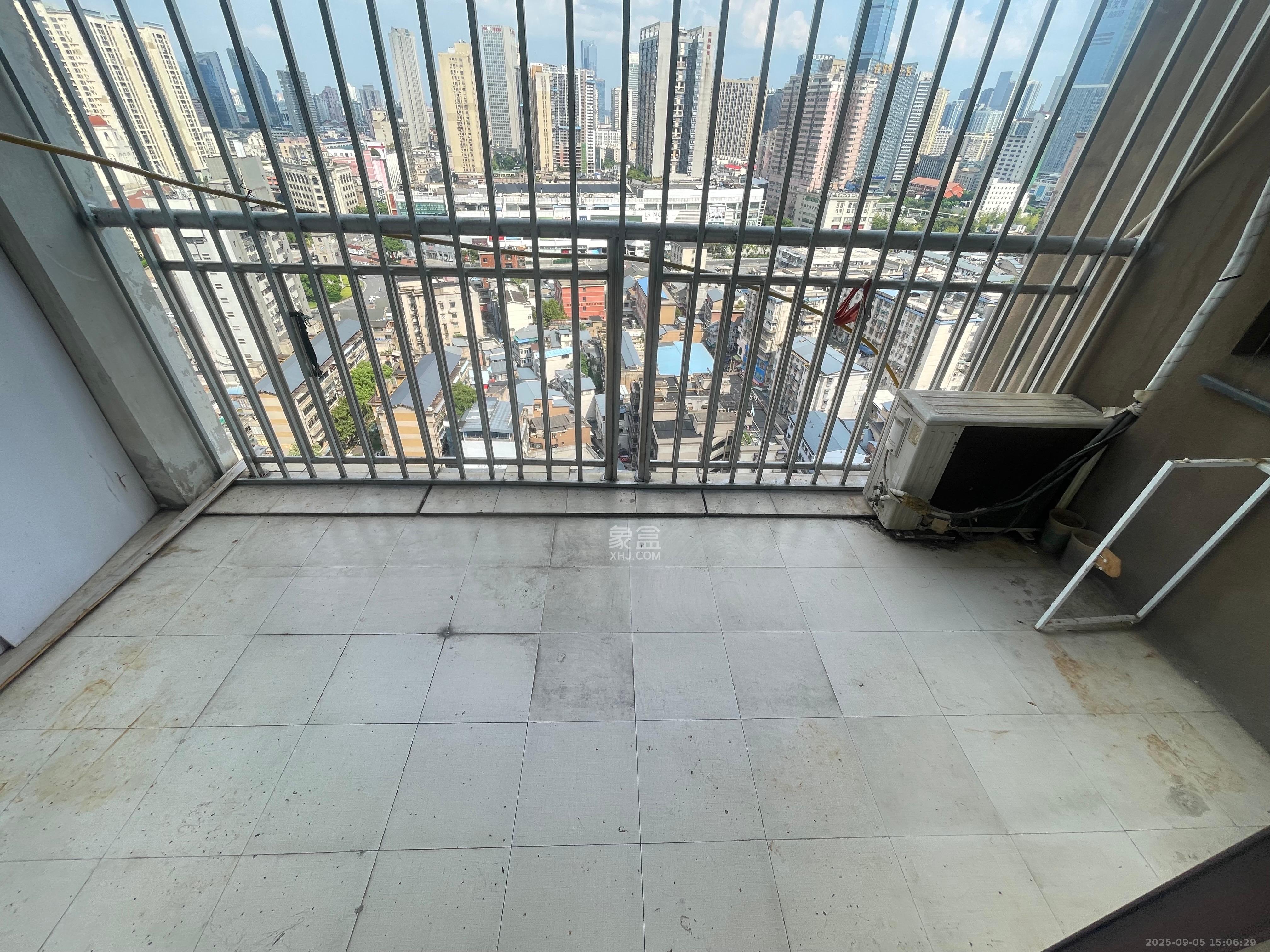 长宝1667 3室2厅1卫 4000.0元/月 长宝1667 3室2厅1卫 4000.0元/月室内图