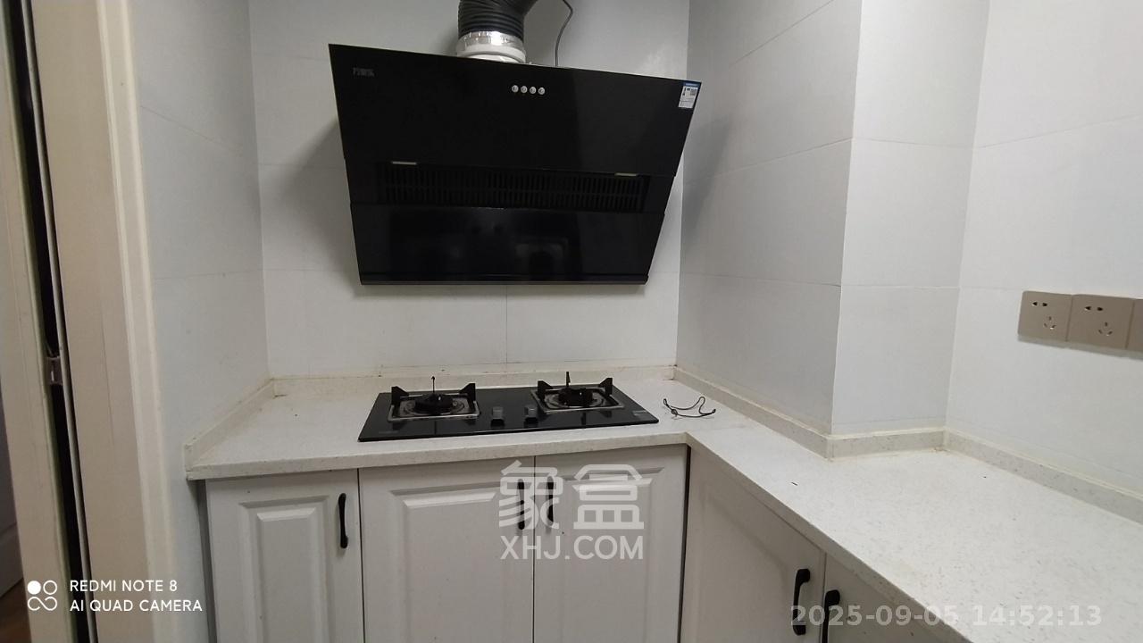 澳海澜庭 3室2厅1卫 1800.0元/月 澳海澜庭 3室2厅1卫 1800.0元/月室内图