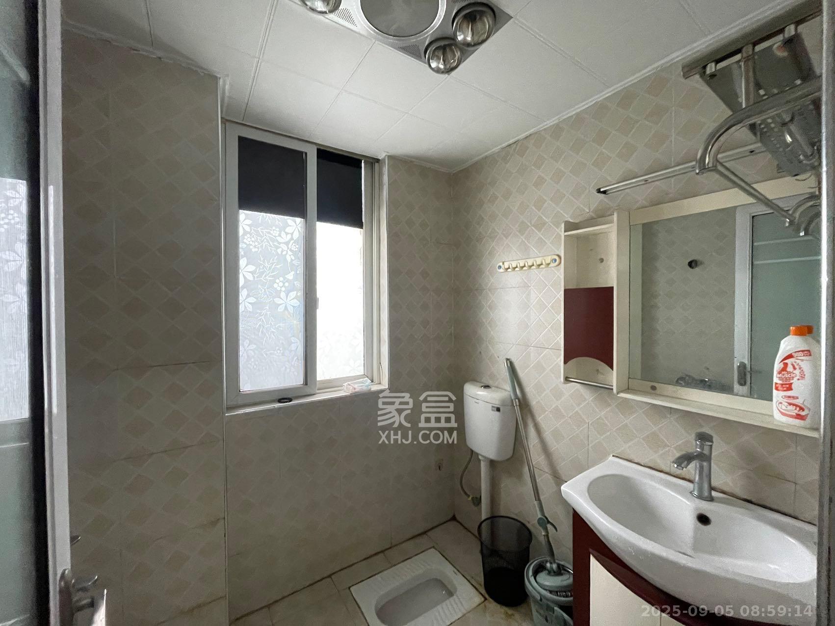 光明城市(星辰青年城) 2室2厅1卫 1500.0元/月 光明城市(星辰青年城) 2室2厅1卫 1500.0元/月室内图