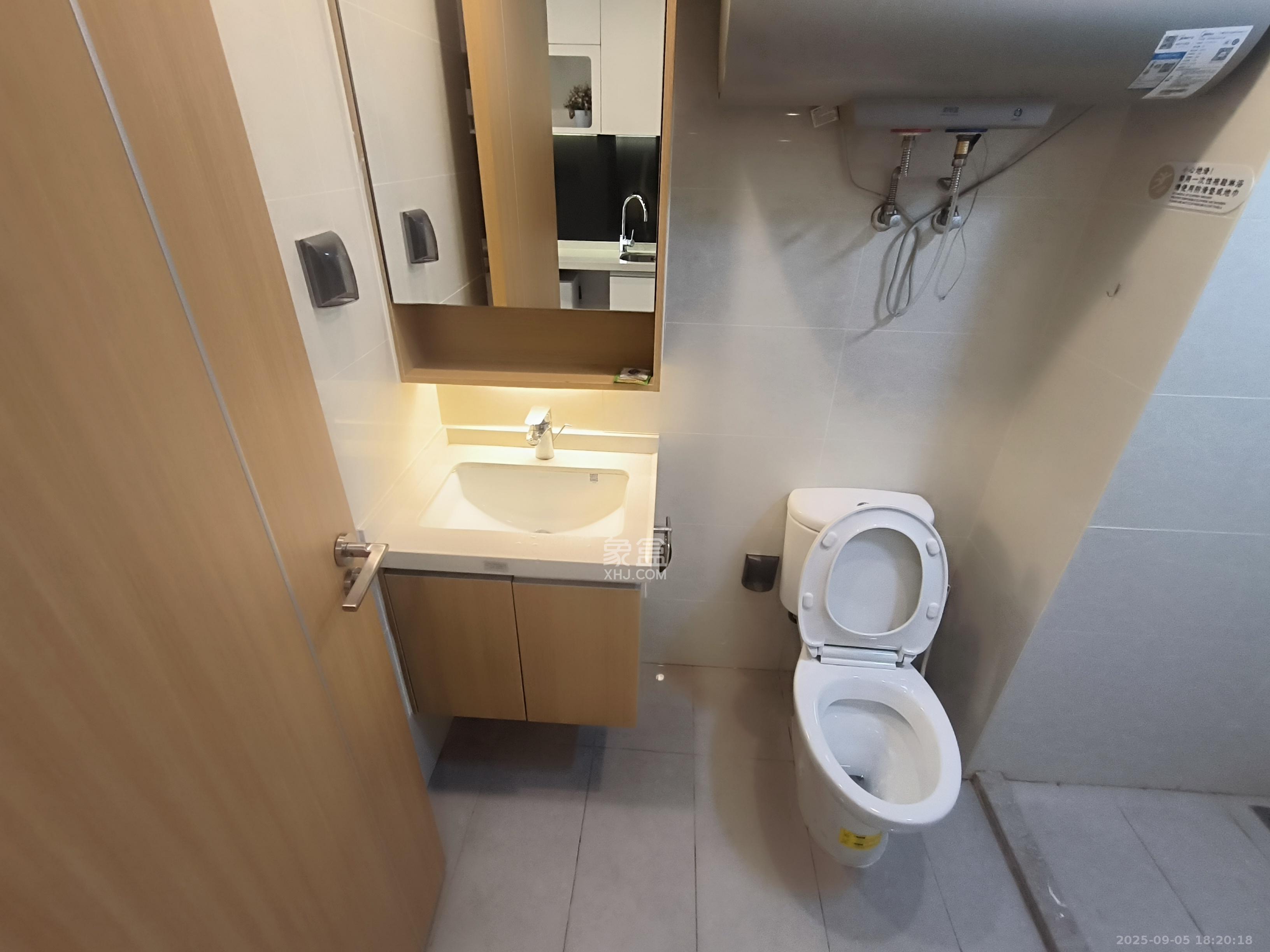 阳光城檀悦  1室1厅1卫    1900.0元/月室内图