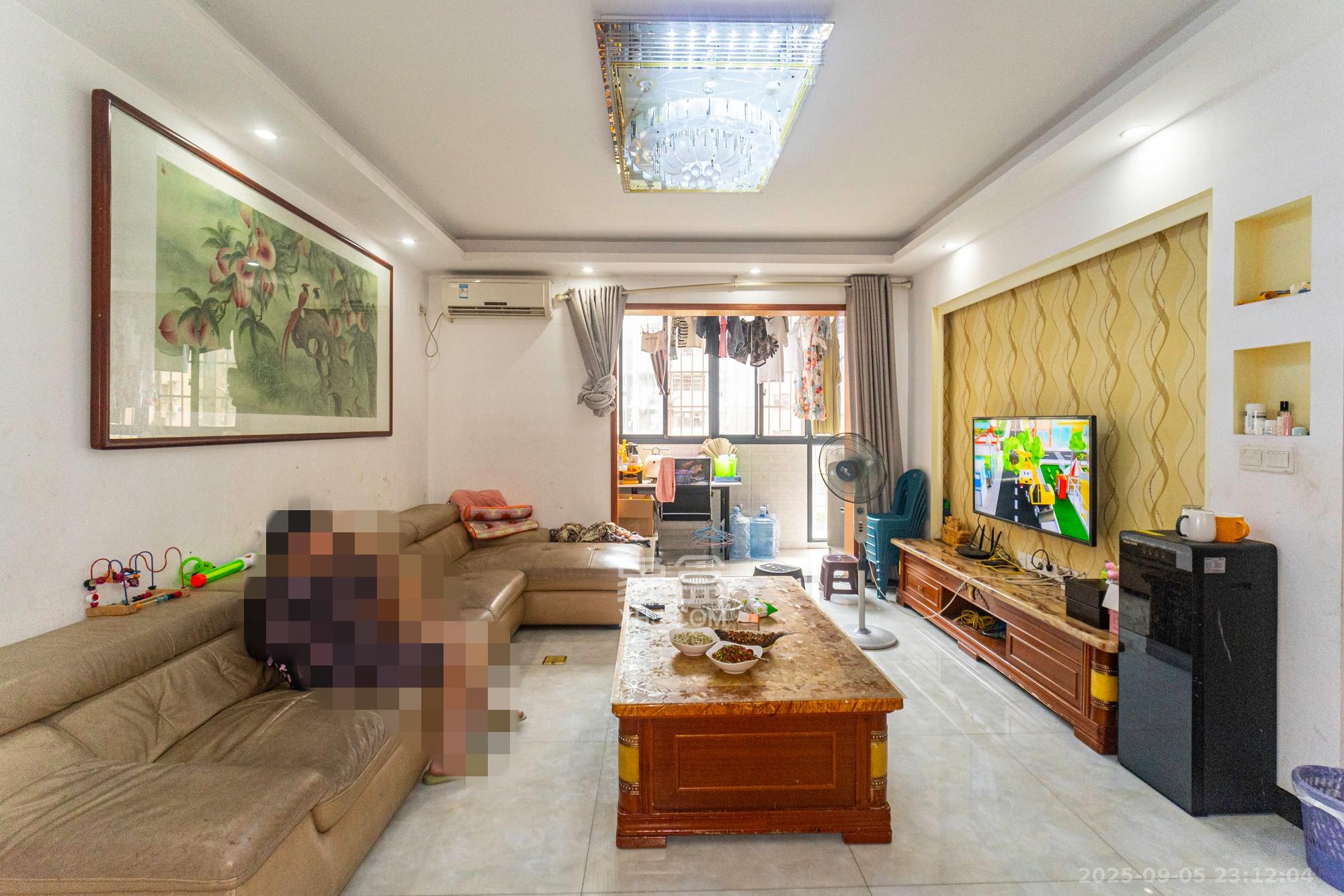 中国铁建国际城一期  3室2厅2卫    86.0万 中国铁建国际城一期  3室2厅2卫    86.0万