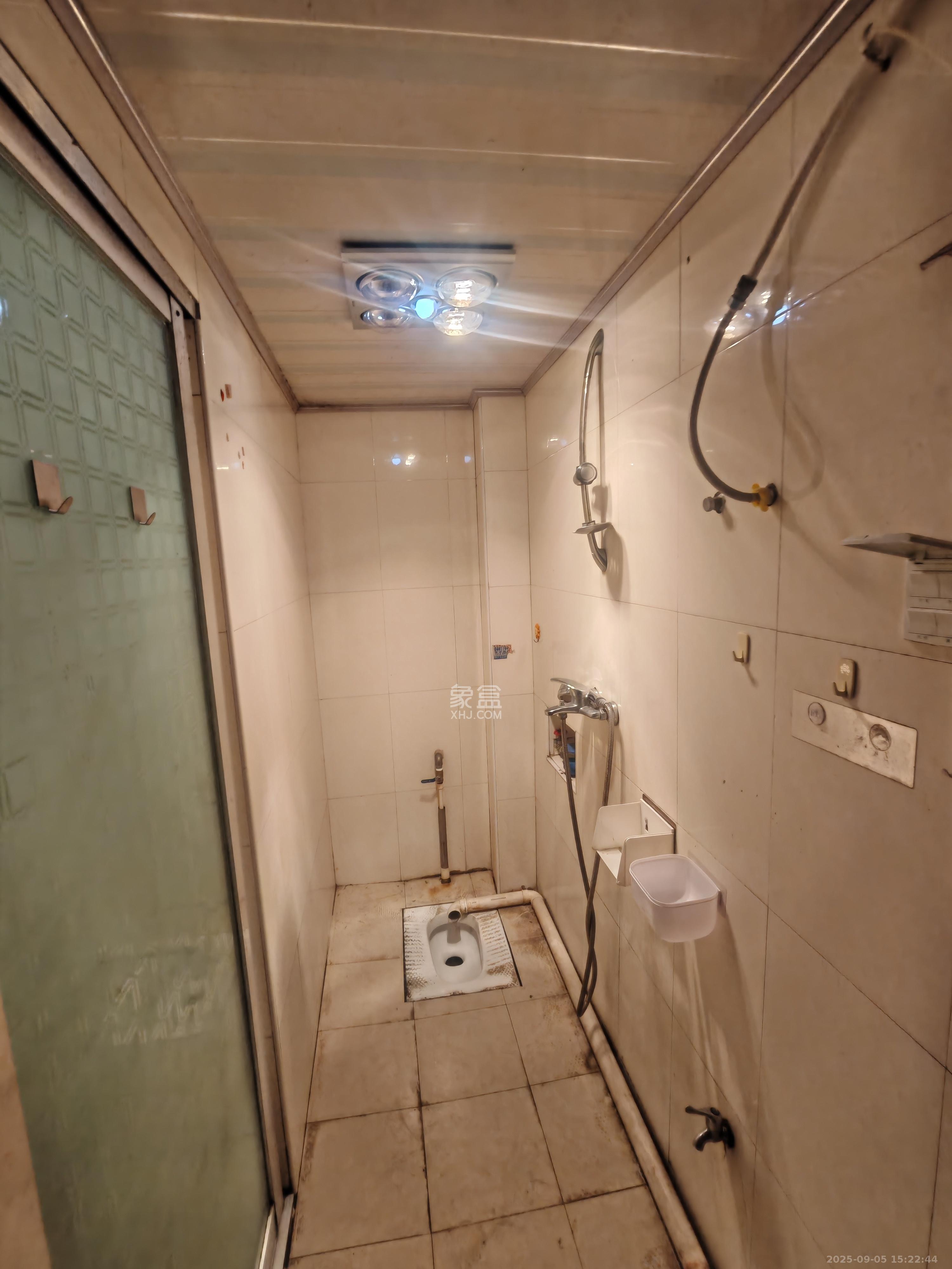 茅亭子  2室2厅1卫    1780.0元/月室内图