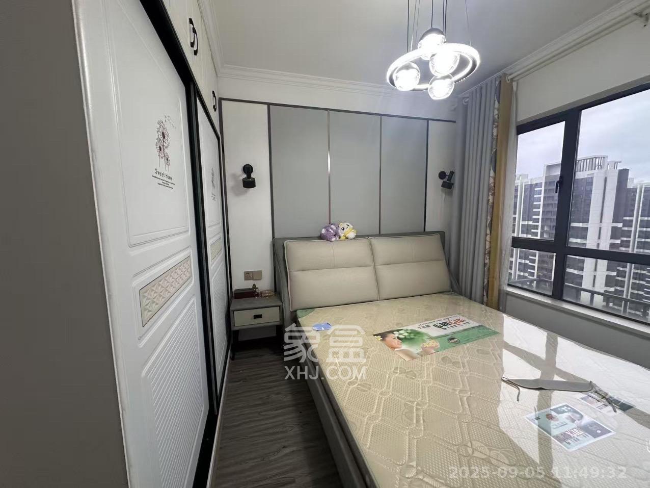 金水湾  2室2厅1卫    32.8万客厅