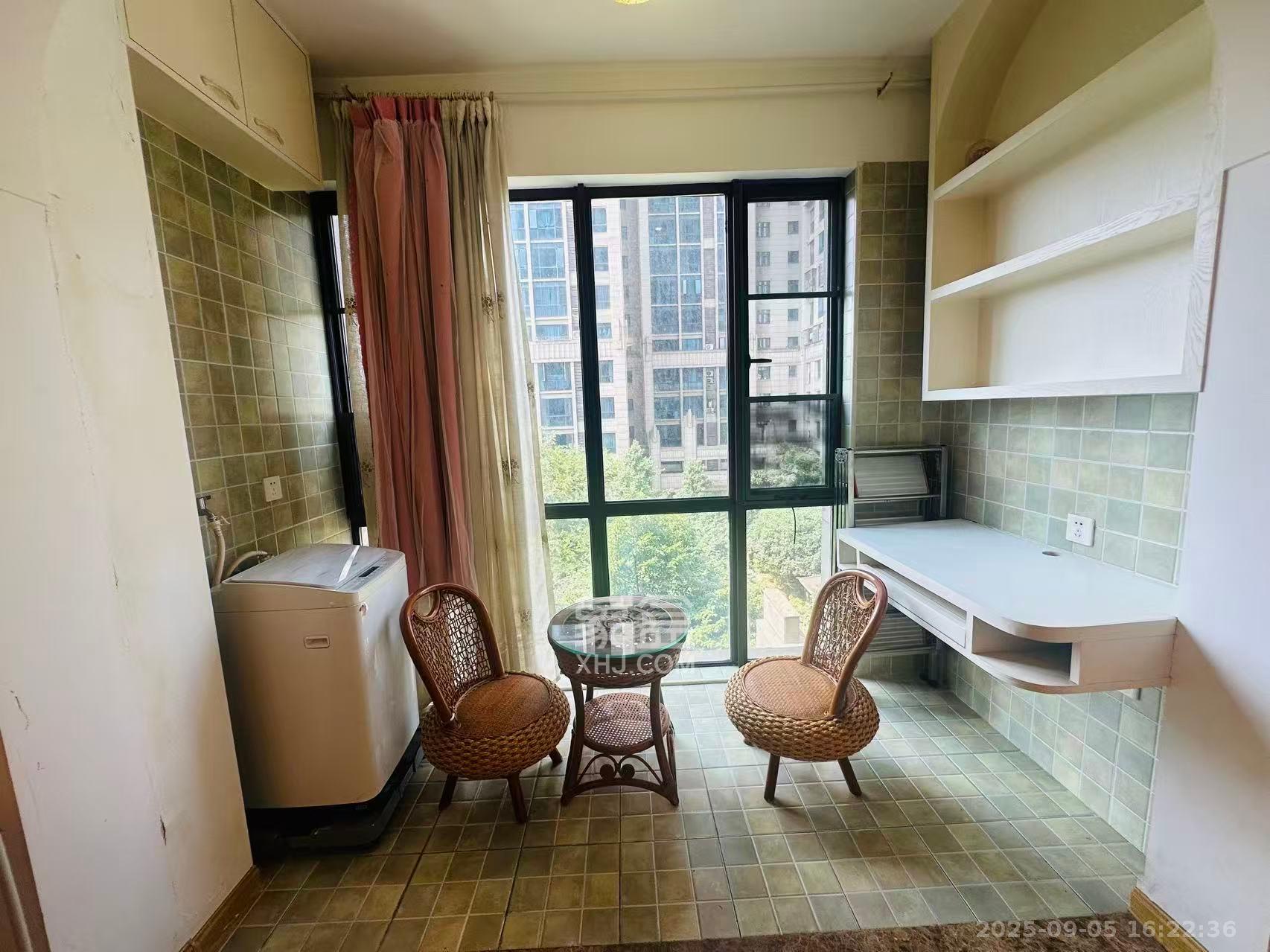 天下一家 1室1厅1卫 1600.0元/月 天下一家 1室1厅1卫 1600.0元/月室内图