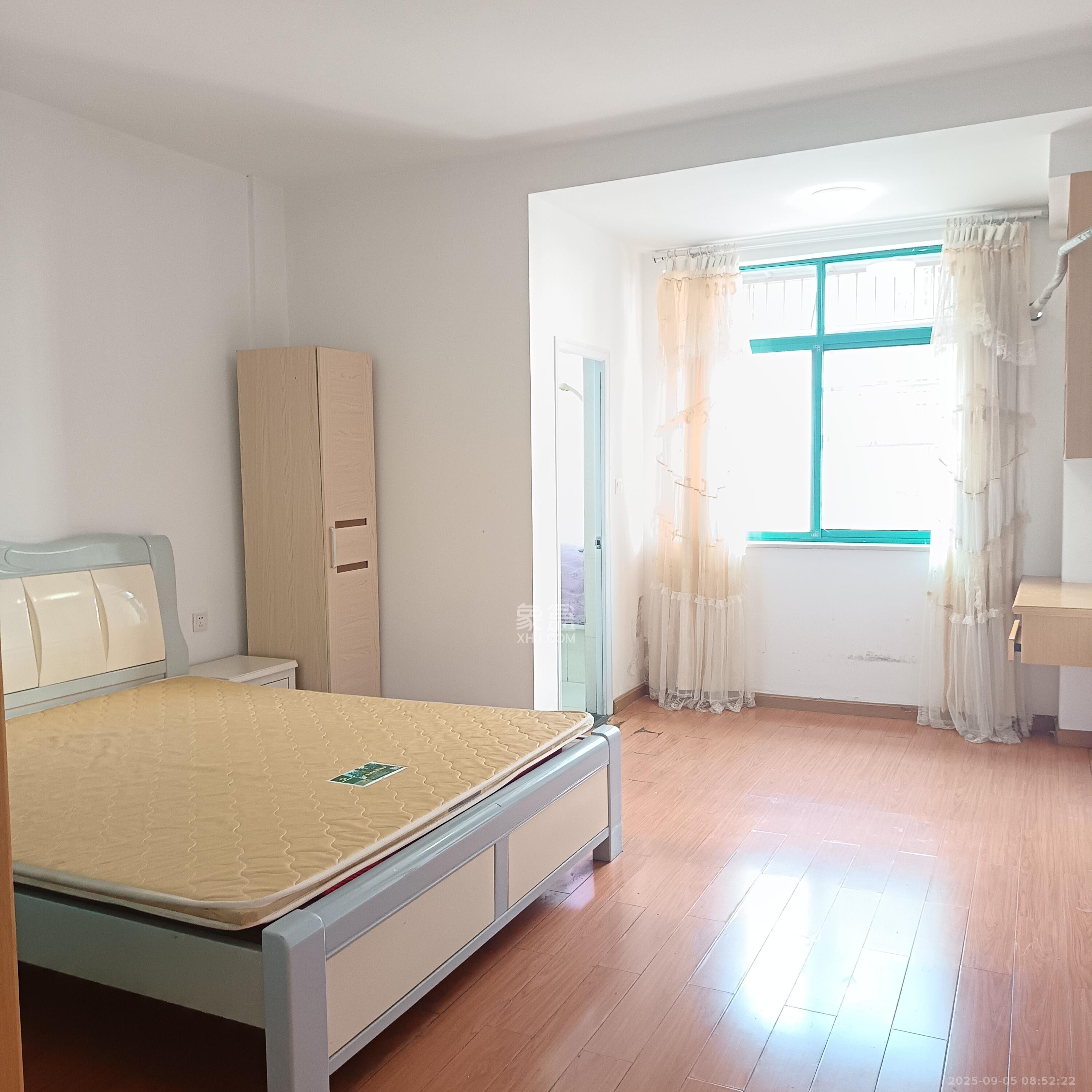 星沙国际物流园/泉星社区  3室2厅3卫    1600.0元/月 星沙国际物流园/泉星社区  3室2厅3卫    1600.0元/月室内图