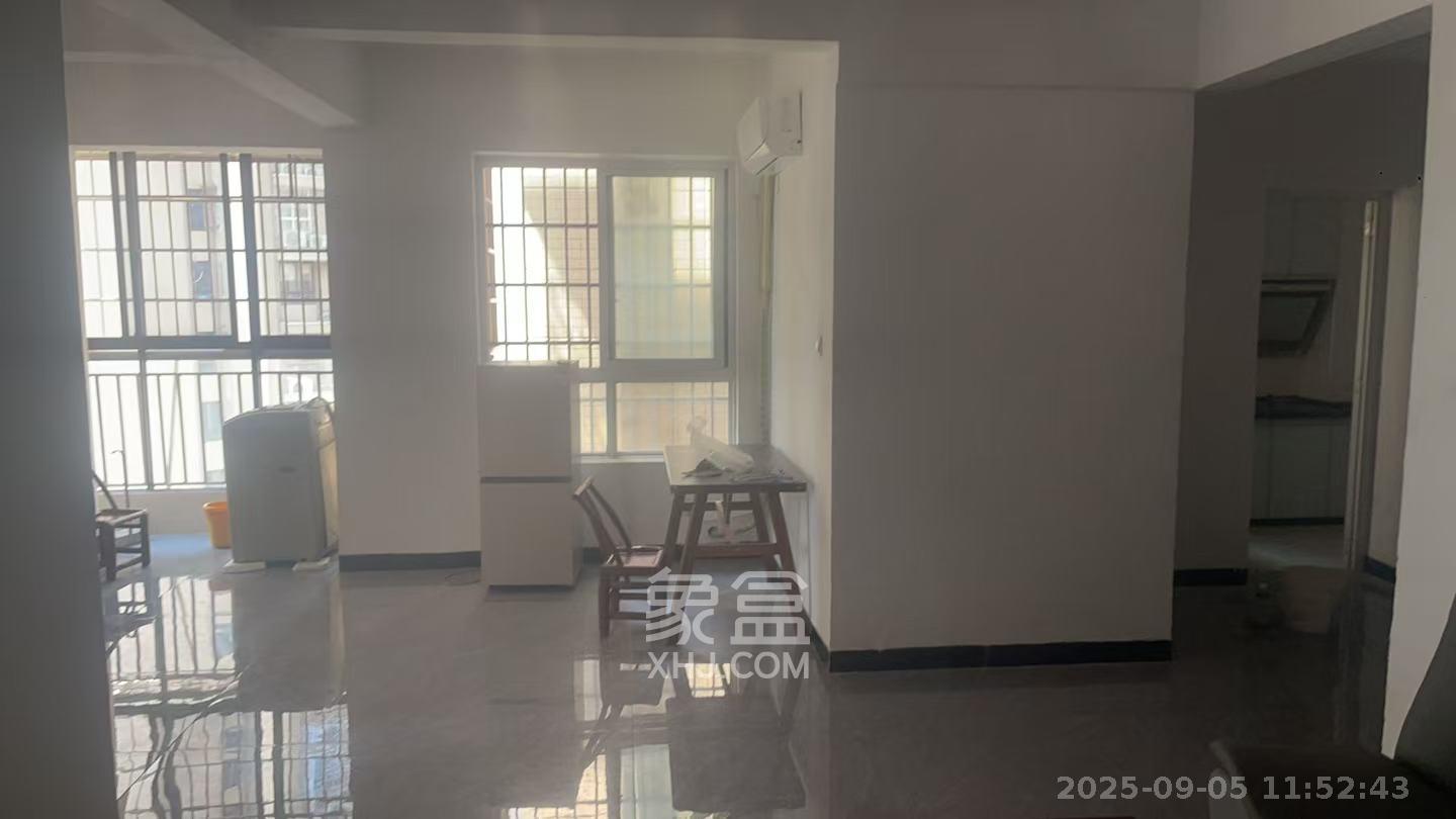 爱琴海岸  2室2厅1卫   1500.00元/月室内图