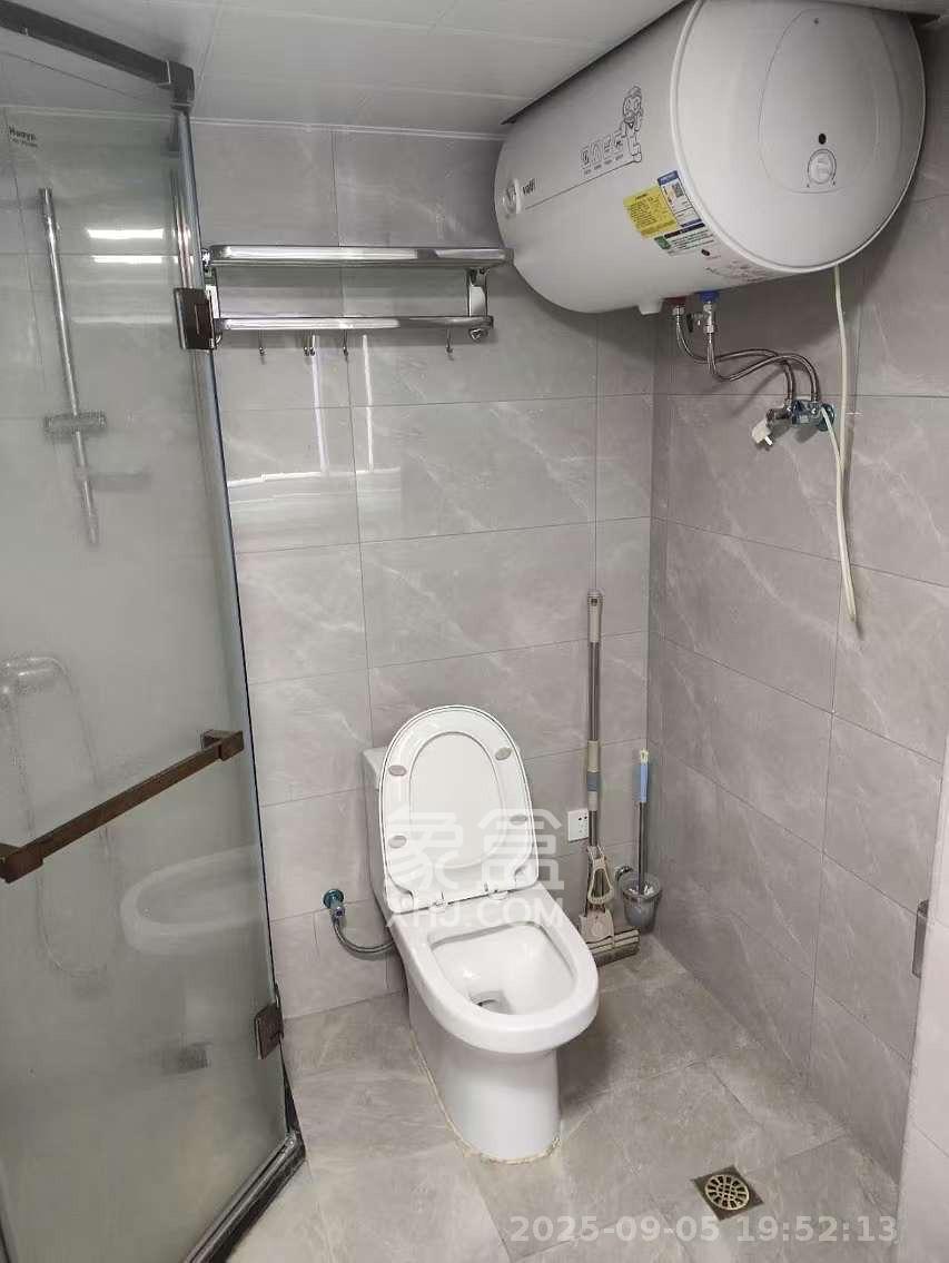 荣盛花语书苑  2室1厅1卫    2100.0元/月室内图