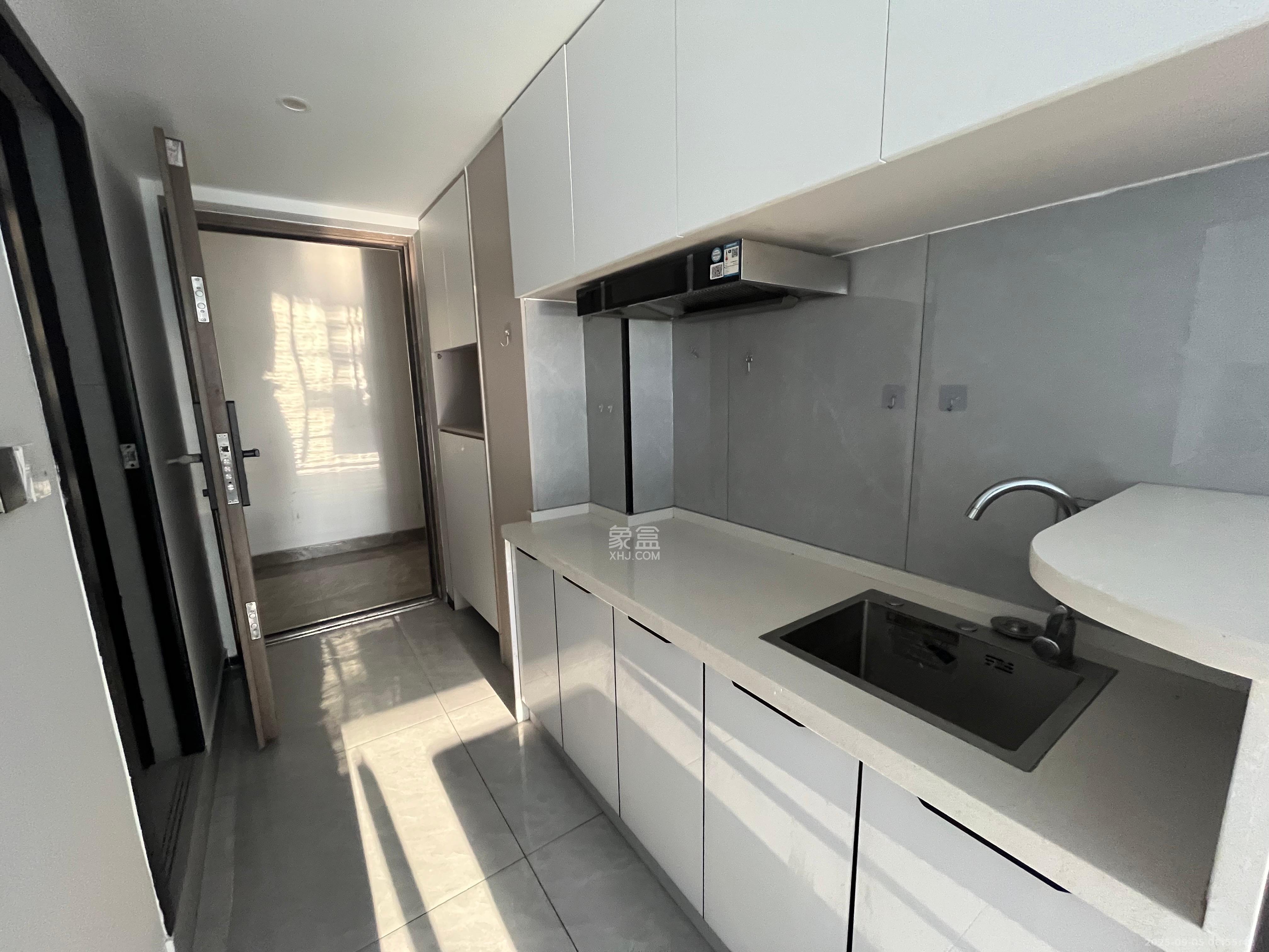 新城悦隽公园 2室2厅1卫 1600.0元/月 新城悦隽公园 2室2厅1卫 1600.0元/月室内图