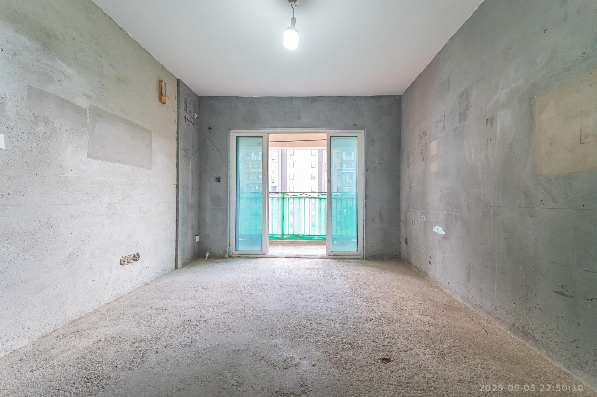 海伦春天  3室2厅1卫    59.8万 海伦春天  3室2厅1卫    59.8万客厅