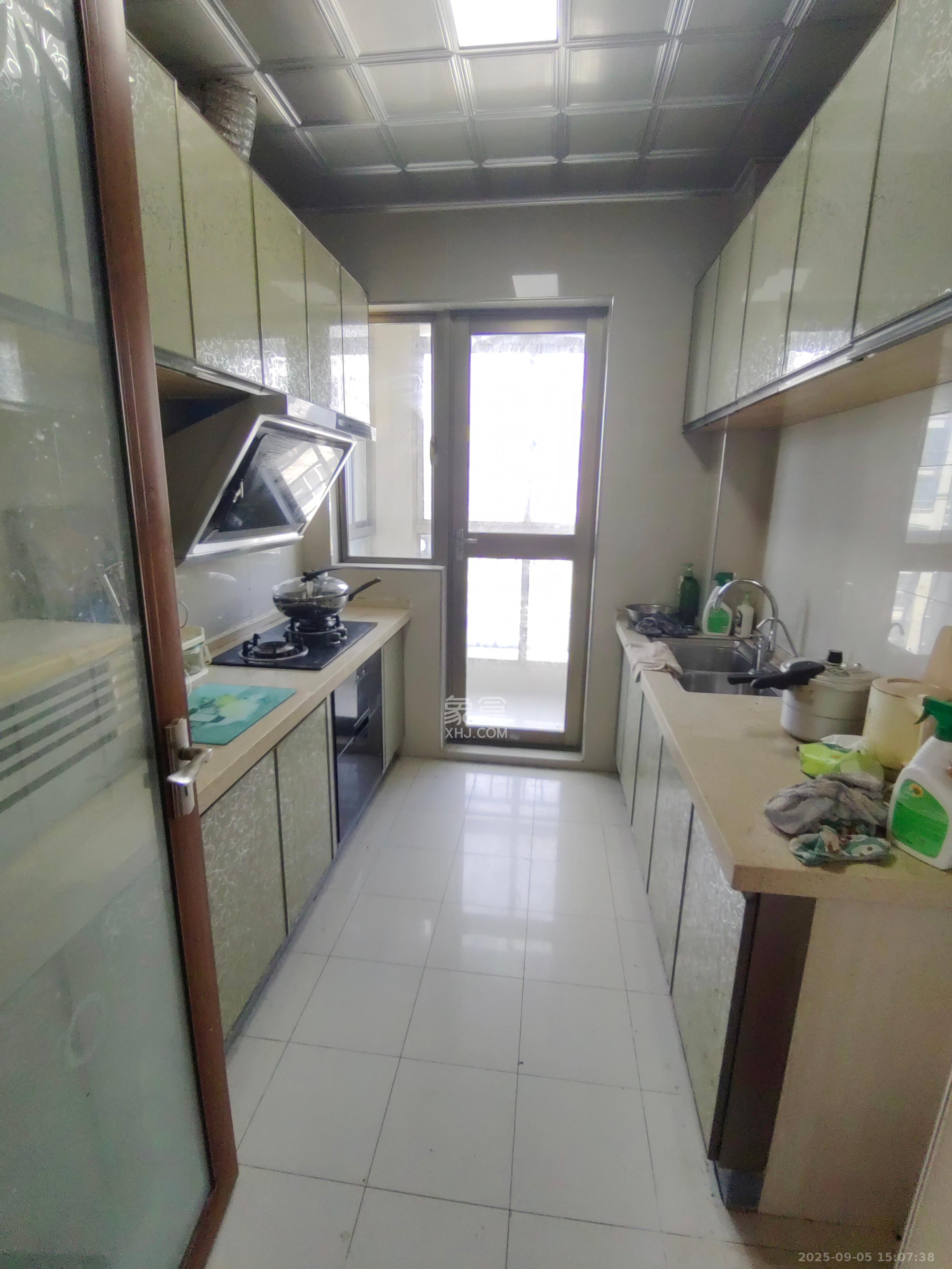 碧桂园威尼斯城  4室2厅2卫    2300.0元/月室内图