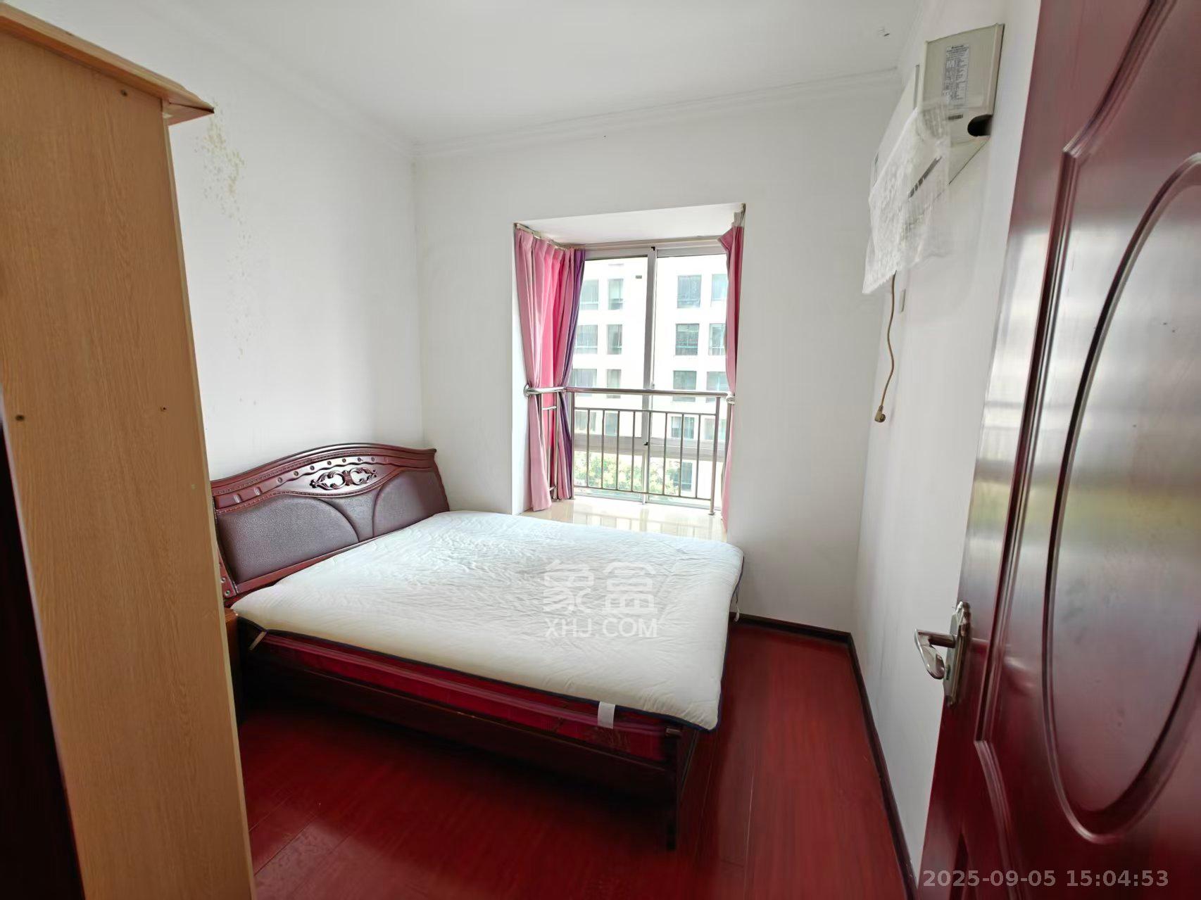 星城荣域  3室2厅1卫    2600.0元/月室内图