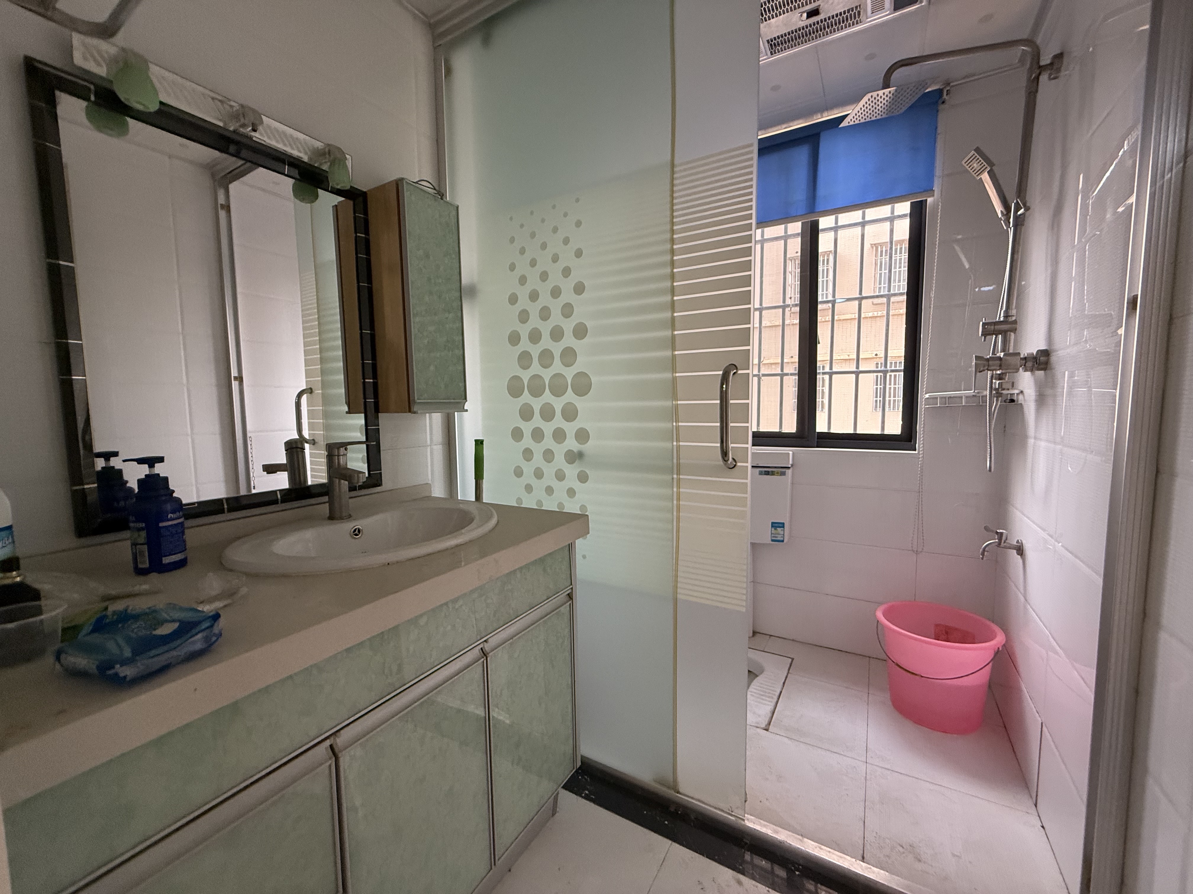 盛世东方 3室2厅2卫 93.8万 盛世东方 3室2厅2卫 93.8万客厅