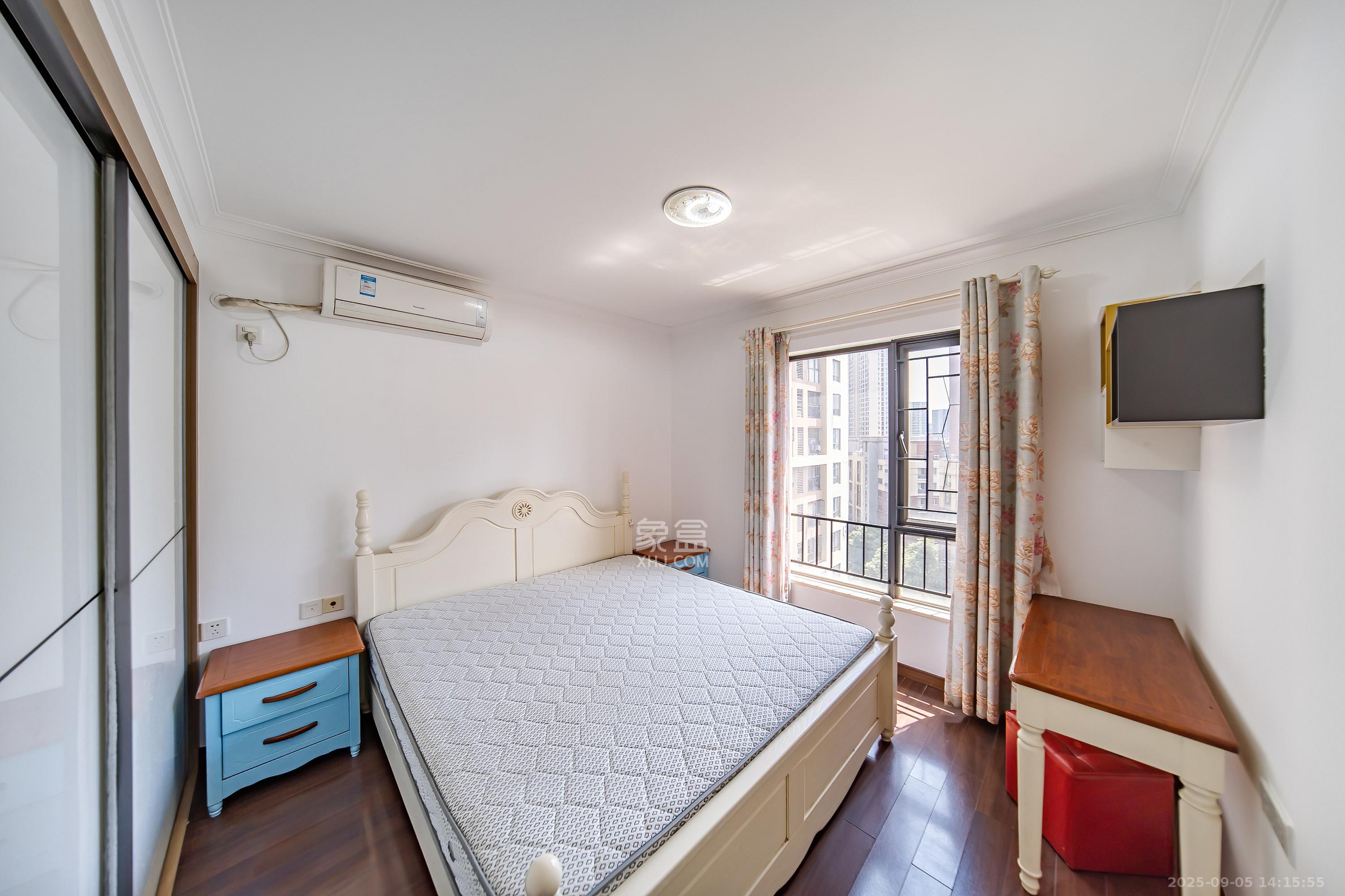 万科白鹭郡 3室2厅1卫 105.0万 万科白鹭郡 3室2厅1卫 105.0万卧室