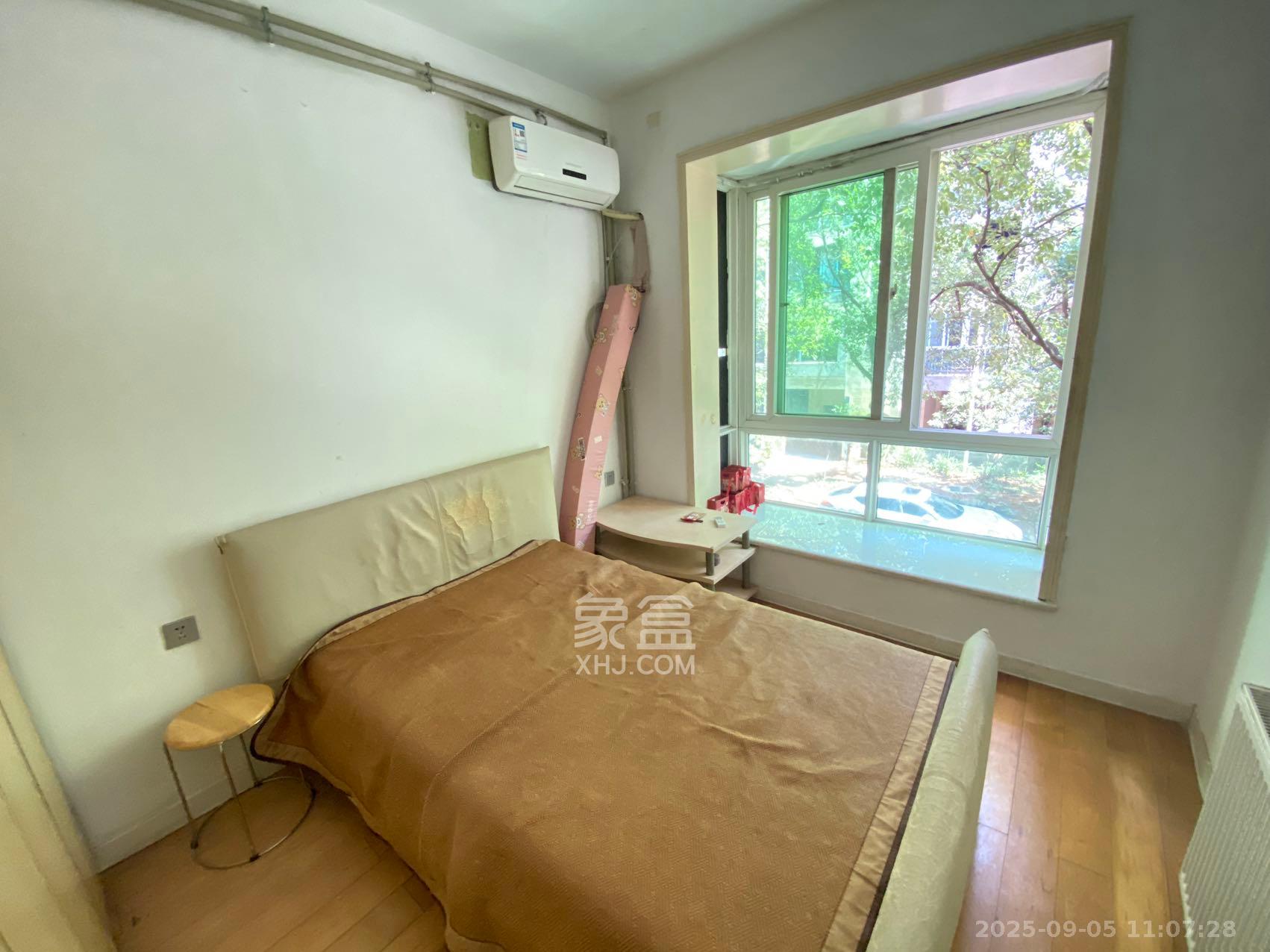 圣爵菲斯  3室2厅2卫    2300.0元/月 圣爵菲斯  3室2厅2卫    2300.0元/月室内图