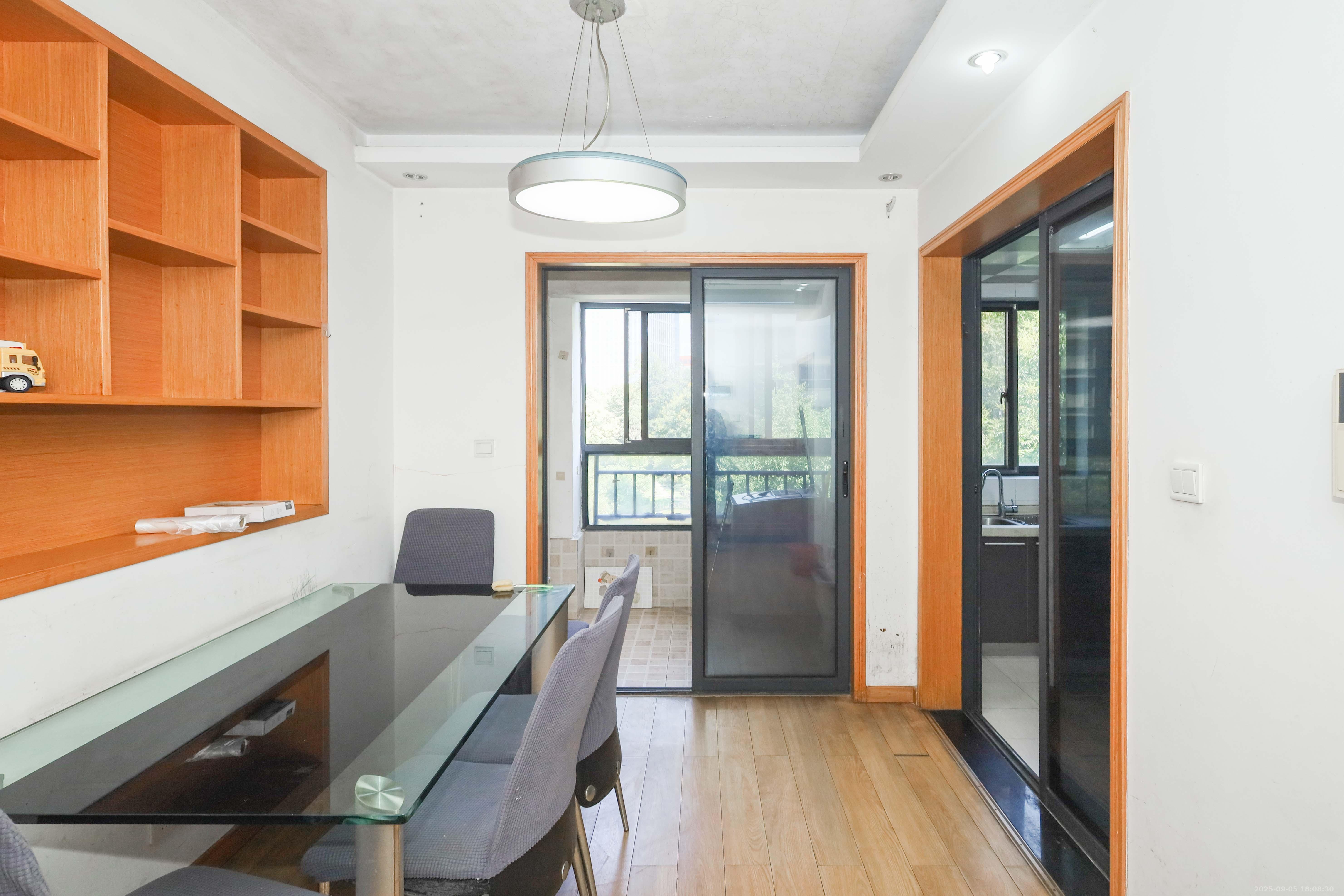 保利麓谷林语A区  3室2厅1卫    88.8万其他