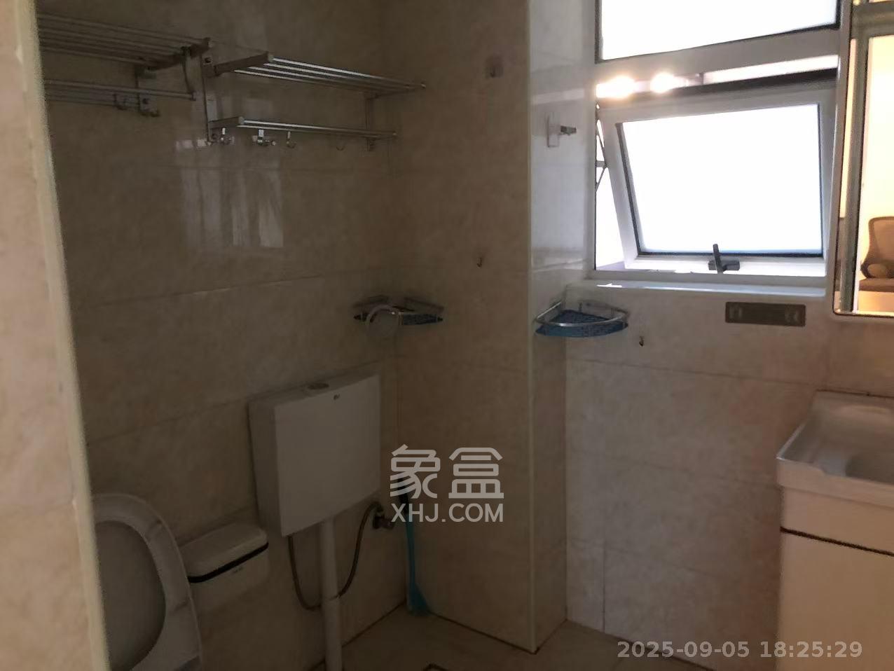 五矿万境水岸三期  2室2厅1卫    2300.0元/月 五矿万境水岸三期  2室2厅1卫    2300.0元/月室内图