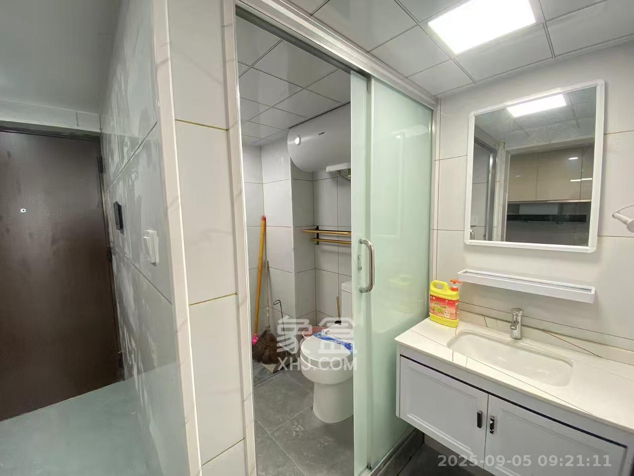 信诚湘江揽月（至善美景大厦）  2室2厅1卫    1700.0元/月室内图