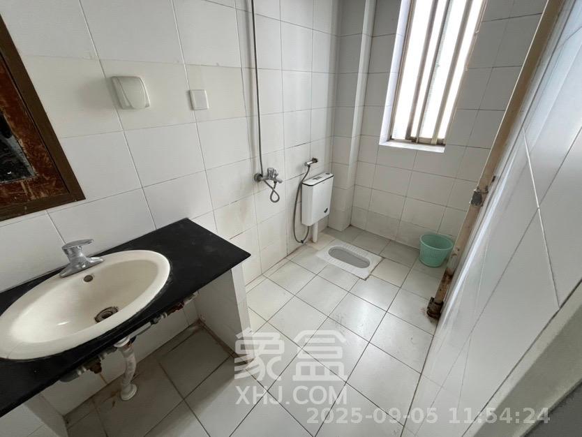 造纸厂宿舍 2室2厅1卫 1200.0元/月 造纸厂宿舍 2室2厅1卫 1200.0元/月室内图