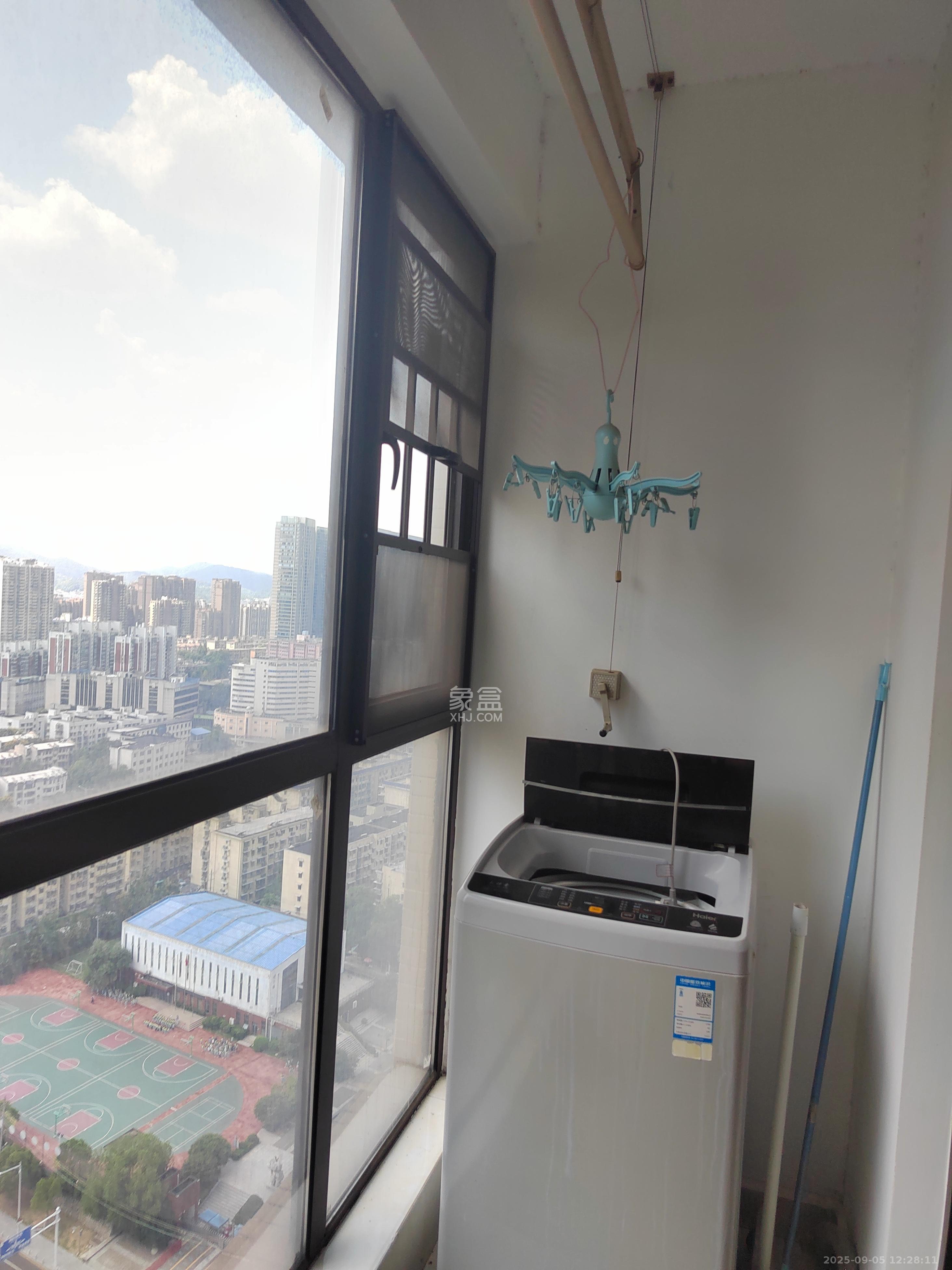 保利西海岸B区  2室2厅1卫   2800.00元/月室内图
