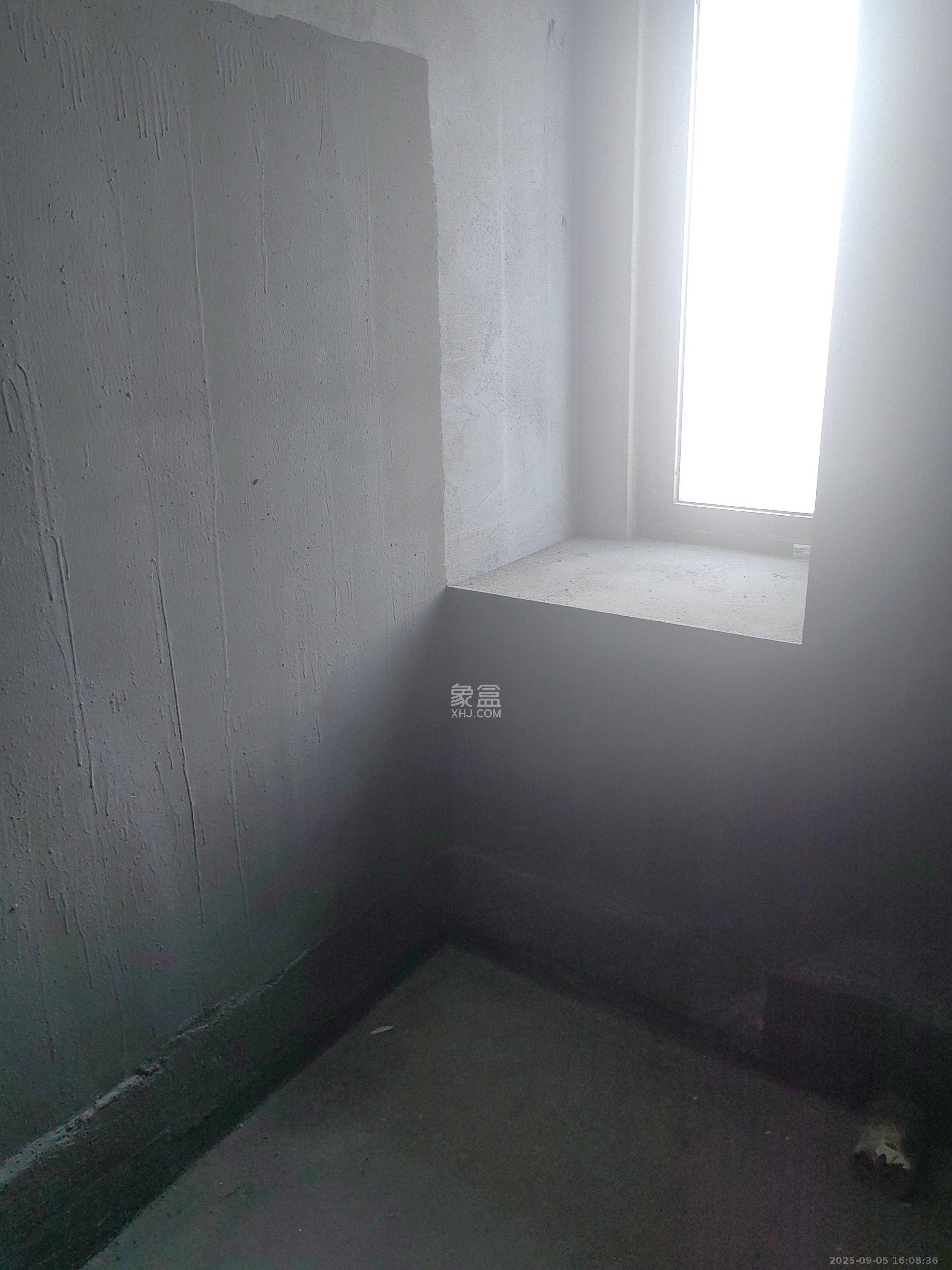 南益名士豪庭  3室1厅2卫    1200.0元/月室内图