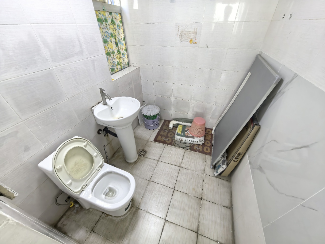 深发展大厦  3室2厅2卫    3000.0元/月 深发展大厦  3室2厅2卫    3000.0元/月室内图