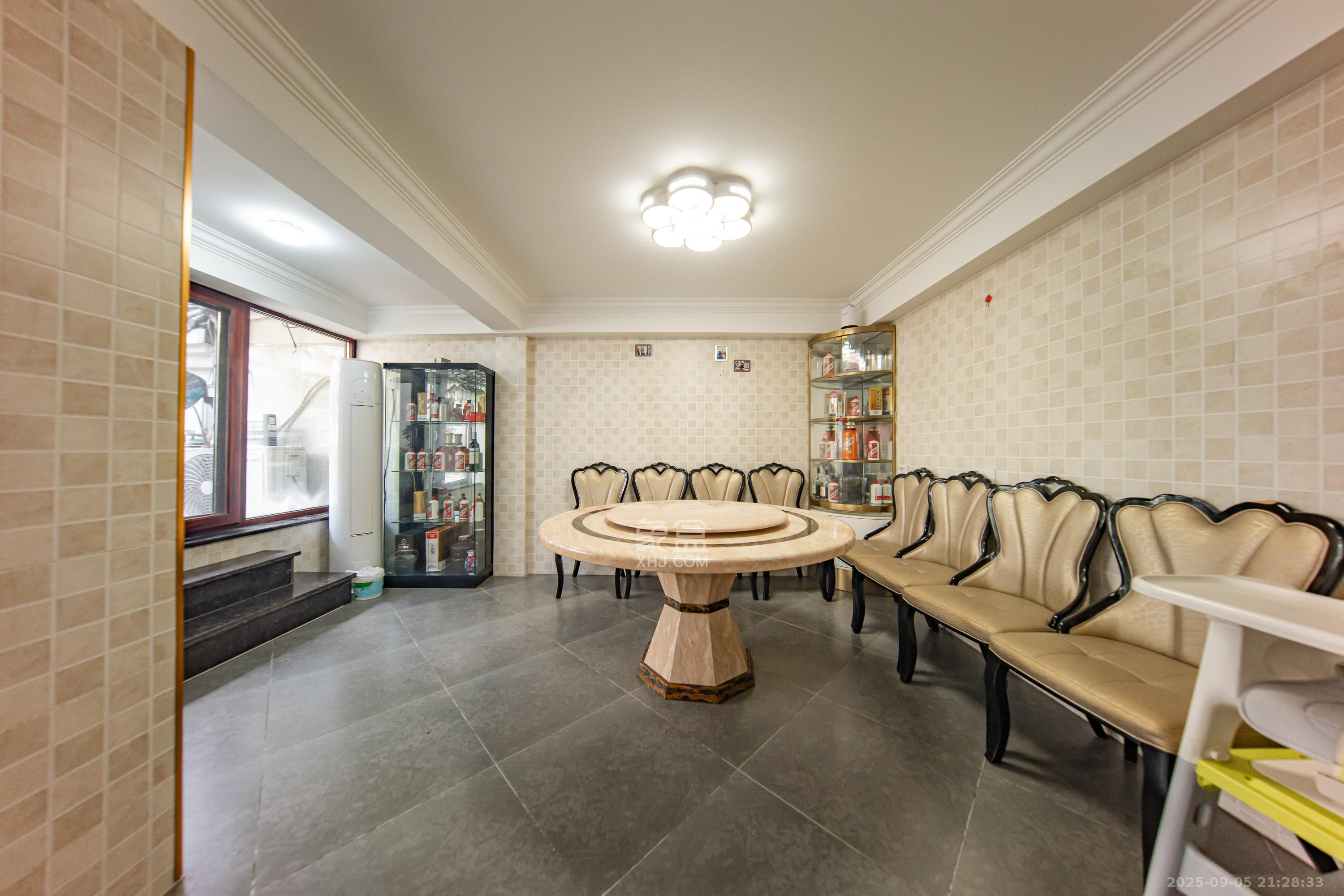 汀湘十里  5室2厅4卫    538.0万 汀湘十里  5室2厅4卫    538.0万其他