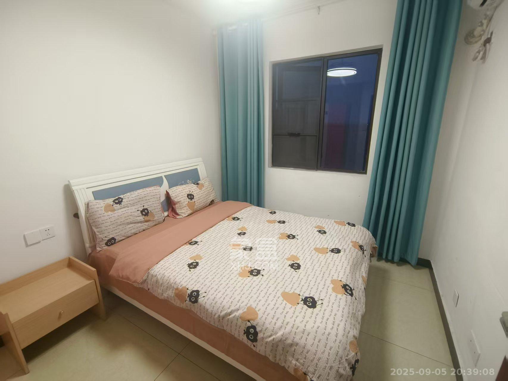 中冶中央公园  3室1厅1卫    2600.0元/月 中冶中央公园  3室1厅1卫    2600.0元/月室内图