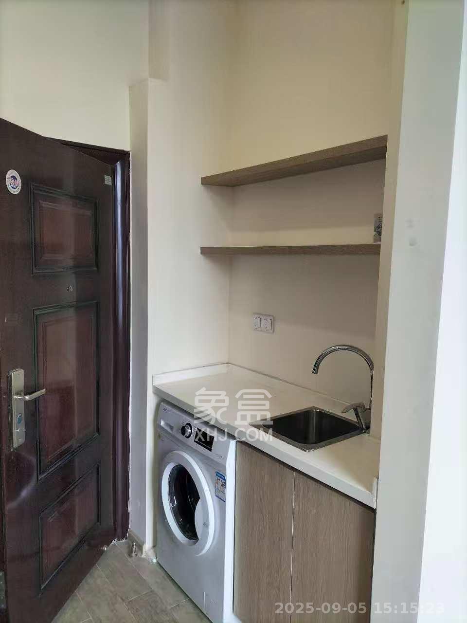 兰亭湾畔 1室1厅1卫 900.0元/月 兰亭湾畔 1室1厅1卫 900.0元/月室内图