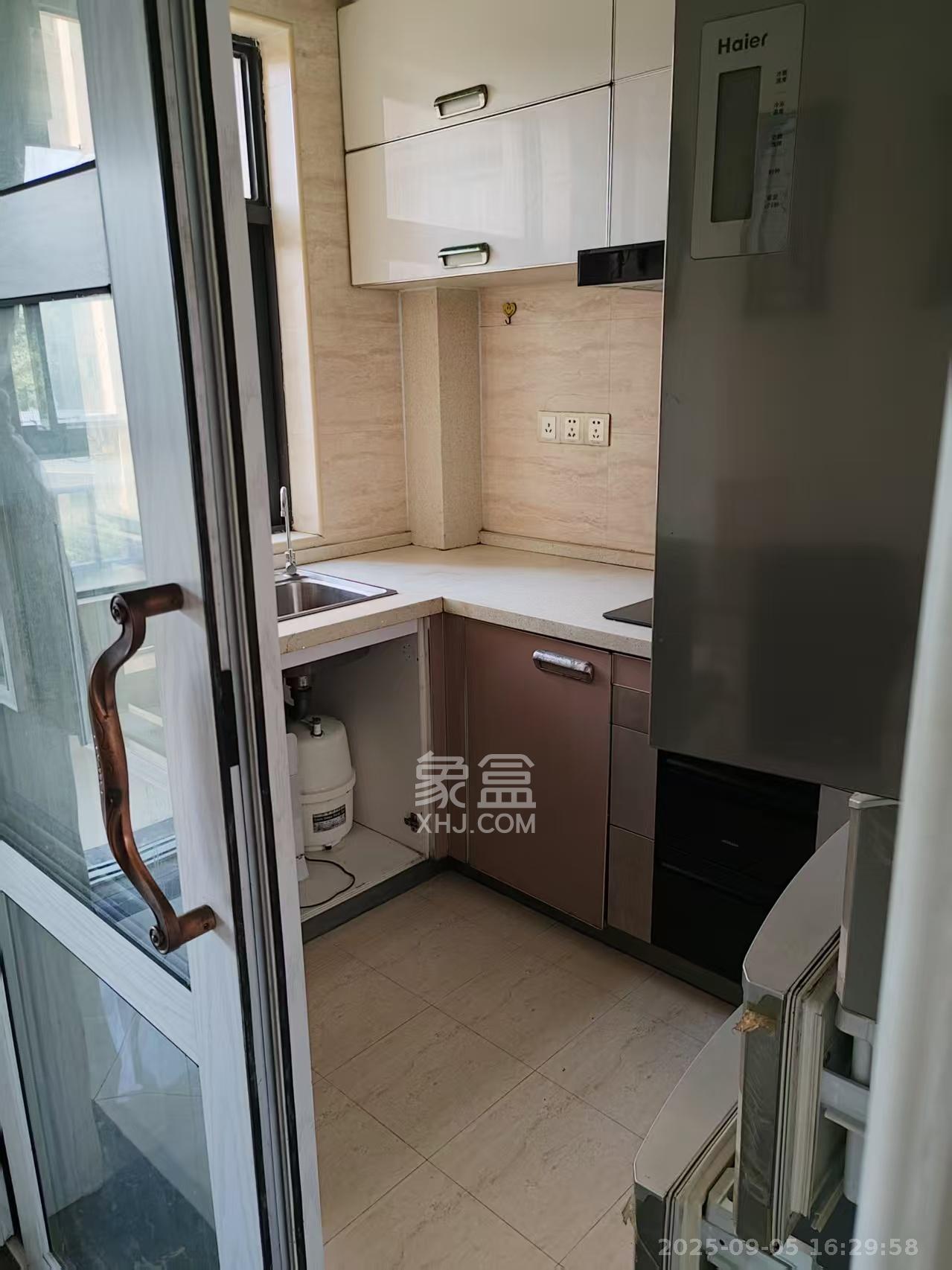 香樟兰亭（朗峰苑）  3室2厅1卫   2500.00元/月室内图