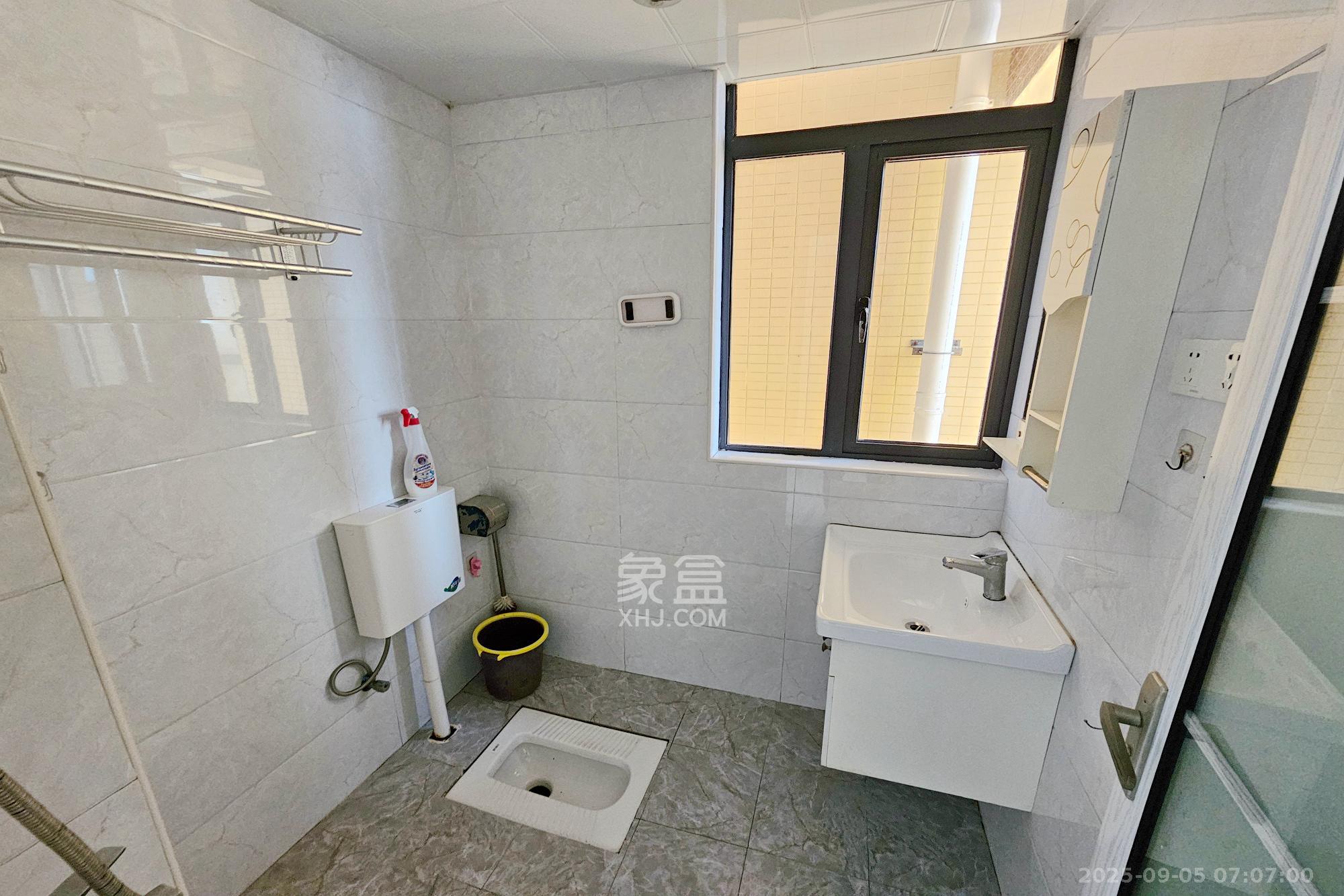 明大佳园  2室1厅1卫    82.0万 明大佳园  2室1厅1卫    82.0万其他