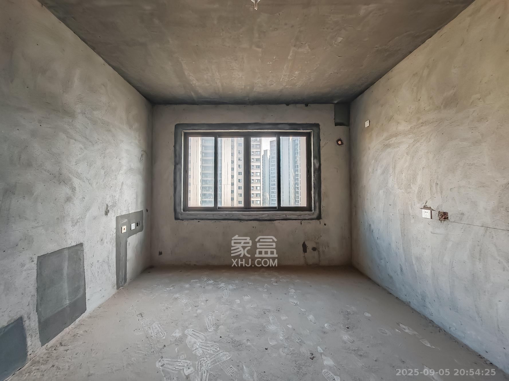 长沙雅居乐花园  3室2厅2卫    70.8万卧室