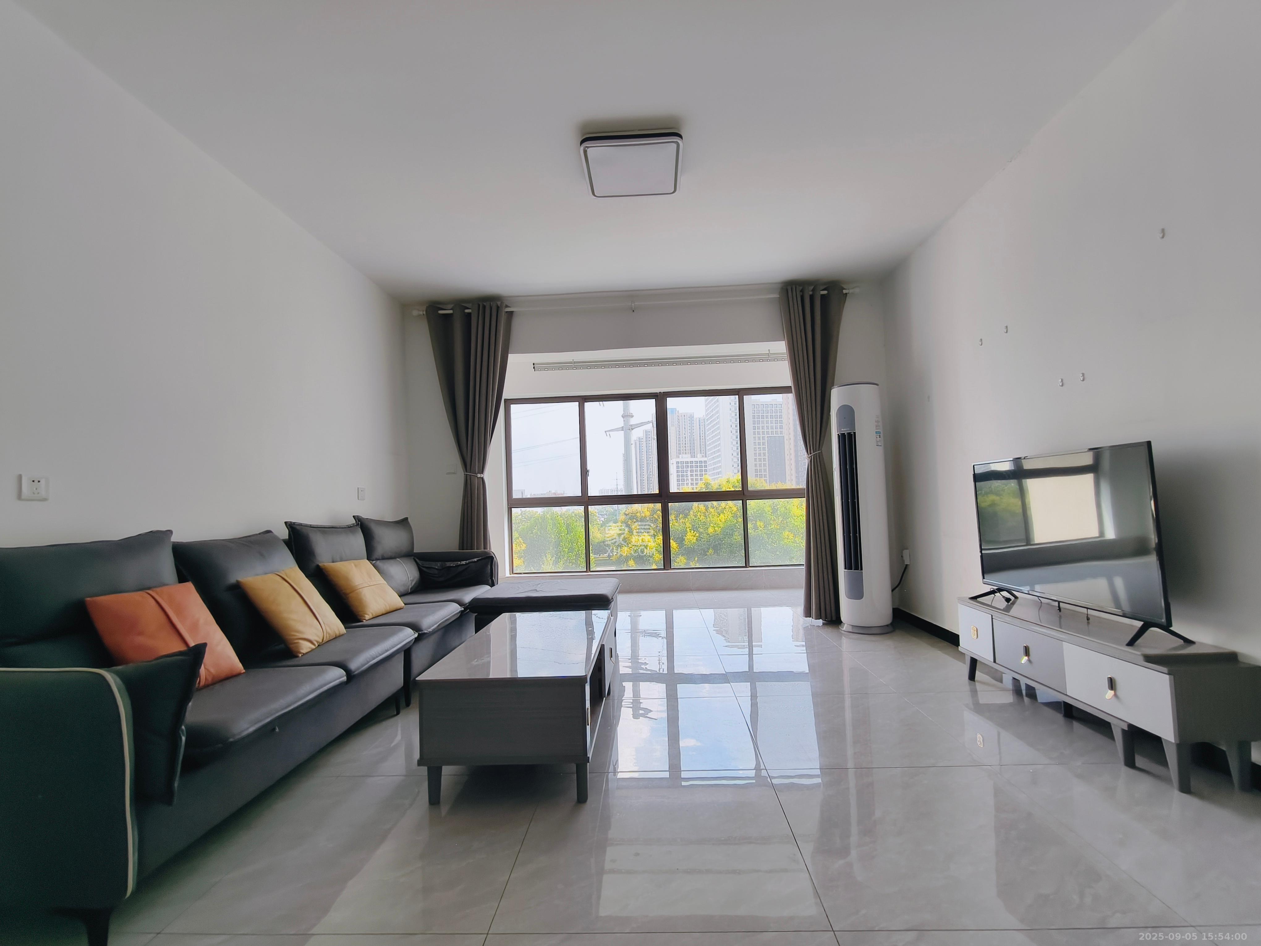 金广星苑  3室2厅2卫    2400.0元/月 金广星苑  3室2厅2卫    2400.0元/月室内图